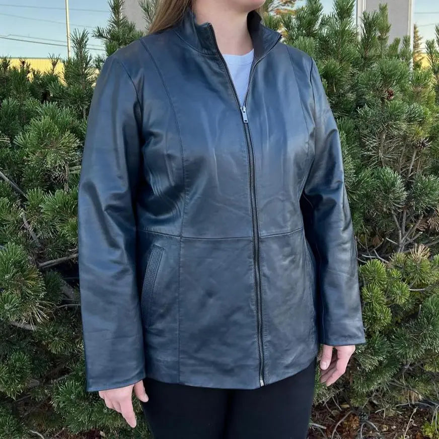 Women's Soft Lamb Leather Jacket with Front Zipper & Dual Pockets - Stylish Outerwear for Fall & Winter Fashion