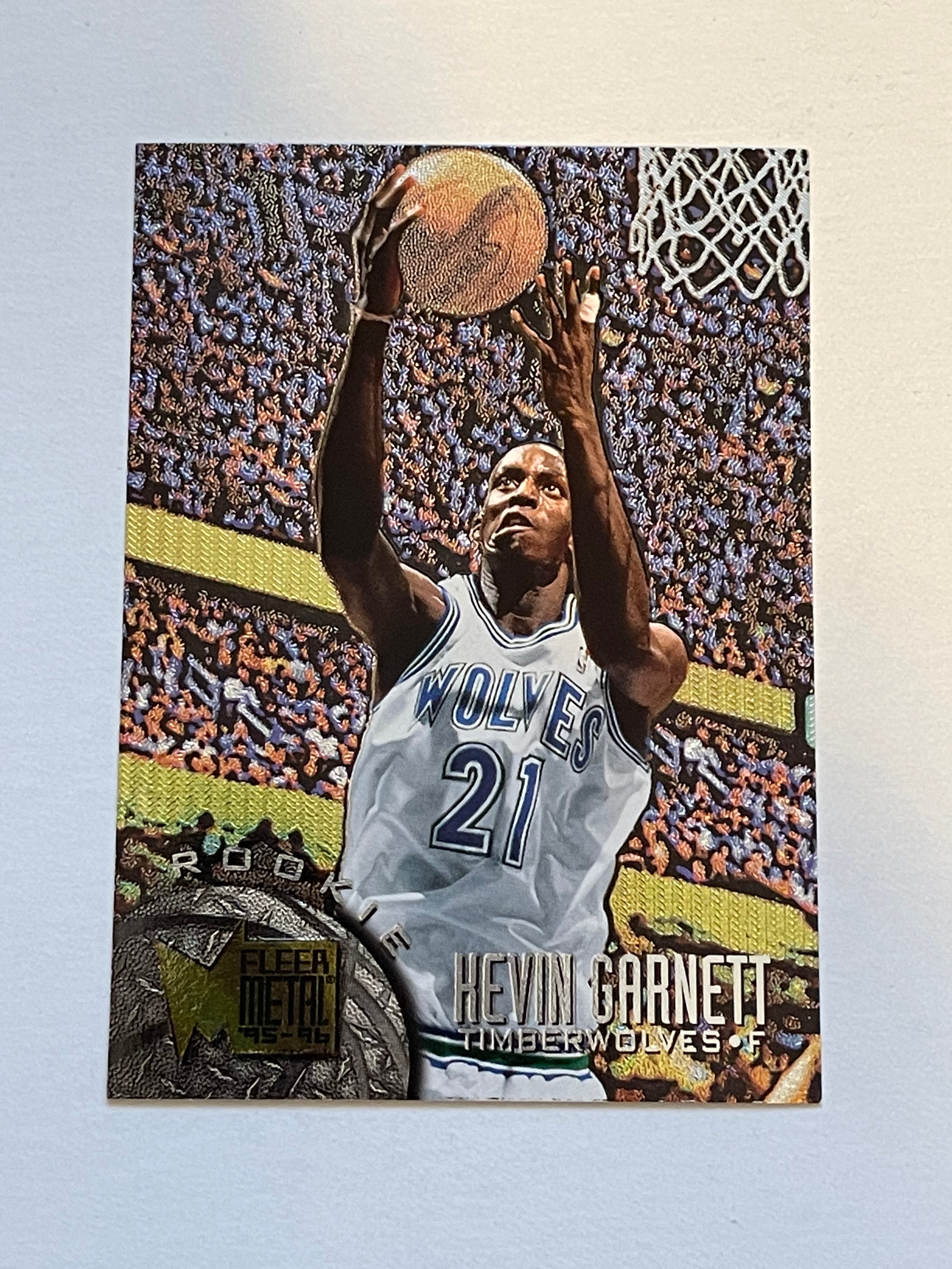Kevin Garnett Fleer Metal Rookie Basketball Card - 1995 NBA Collectible for Fans & Investors - Perfect for Display, Trading, and Memorabilia Collections