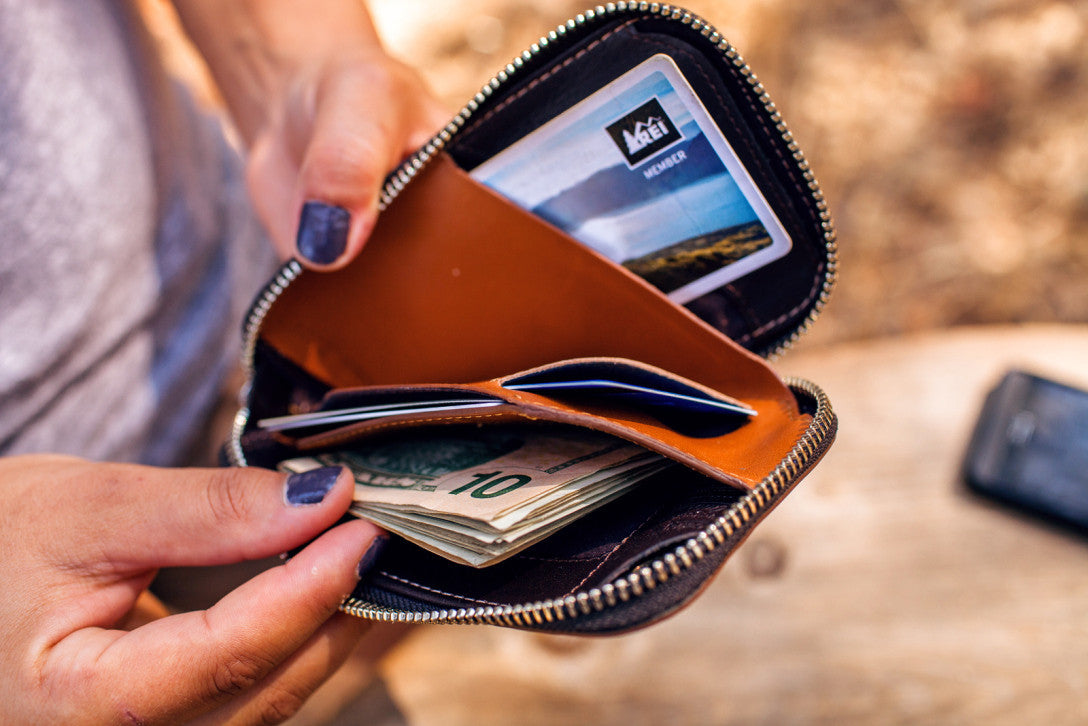 Bellroy Phone Pocket Plus Wallet for iPhone 6/6s - Slim RFID Blocking Leather Wallet with Card Slots | Perfect for Everyday Carry, Travel & Minimalist Lifestyle