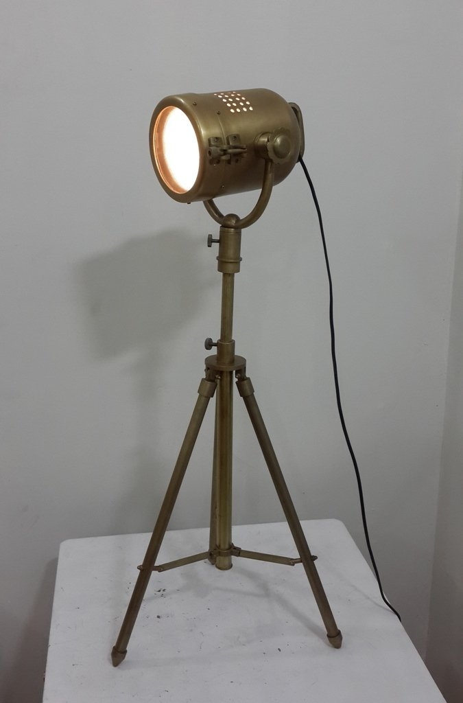 Vintage Marine Search Light with Tripod Stand - Classic Table Spot Lamp for Lighthouse Themed Decor, Rustic Home Decor Gift for Nautical Enthusiasts | Perfect for Living Room, Study, or Coastal-Themed Weddings
