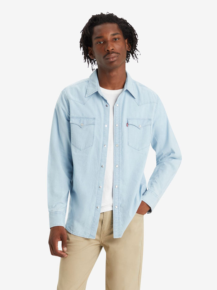 Levi's Men's Classic Standard Fit Western Shirt - Light Wash Blue Denim Shirt for Casual Wear & Outdoor Activities