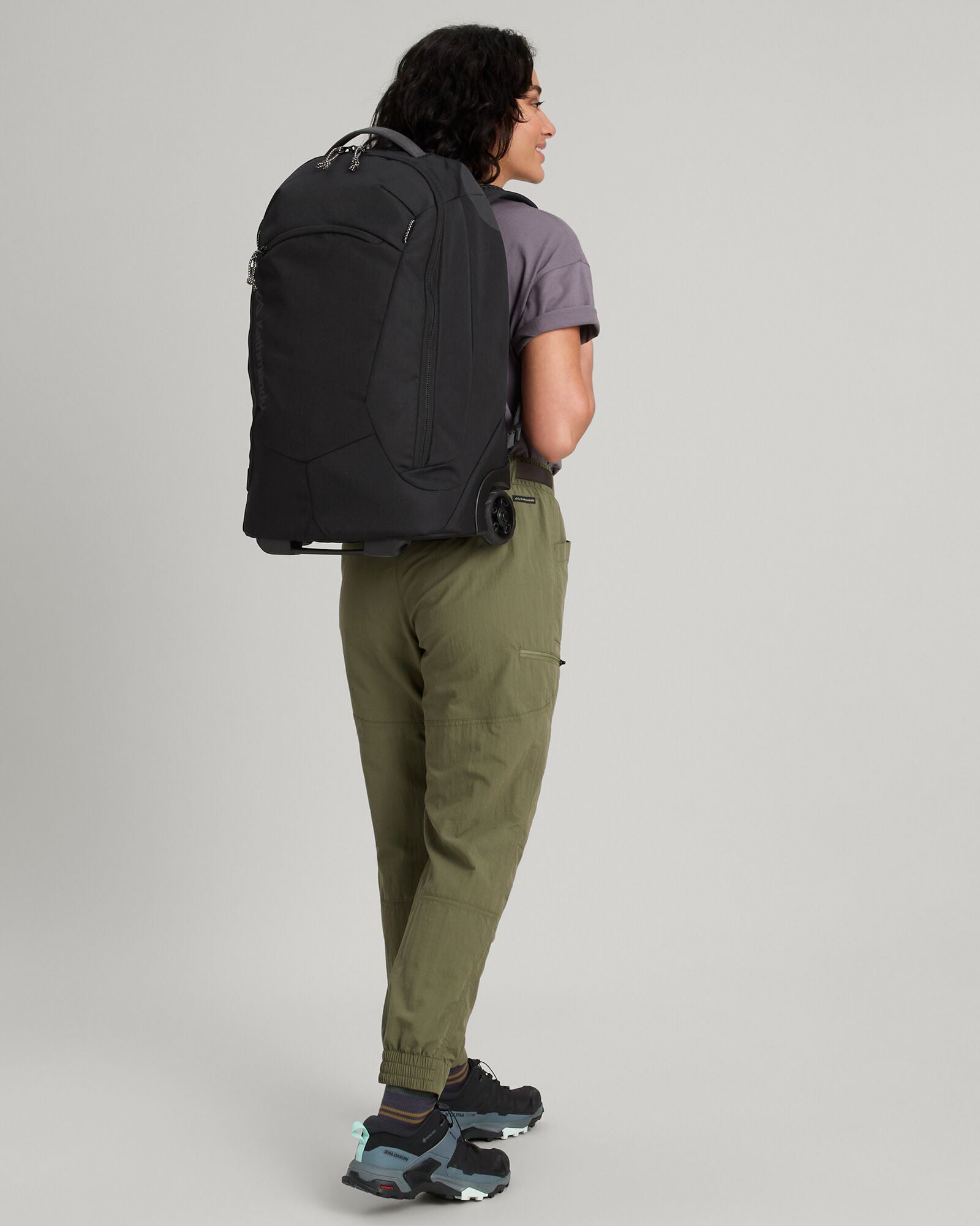Hybrid Trolley V3 32L Black Stingray - Lightweight Travel Backpack for Business & Outdoor Adventures - Perfect for Commuting, Hiking & Air Travel