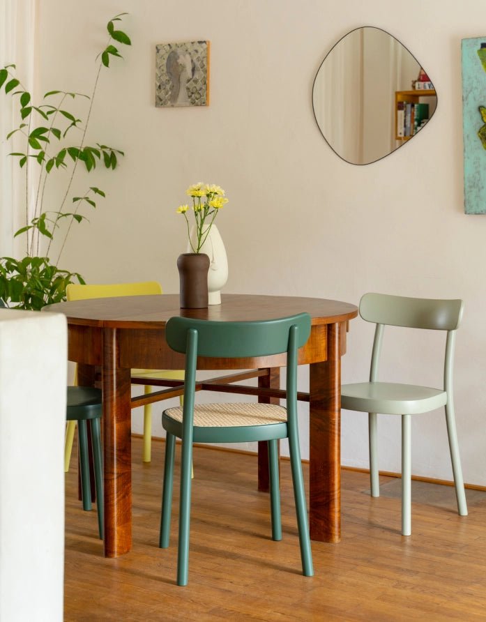 La Zitta Bentwood Side Chair by Ton - Modern Wooden Dining Chair for Kitchen, Cafe & Home Decor