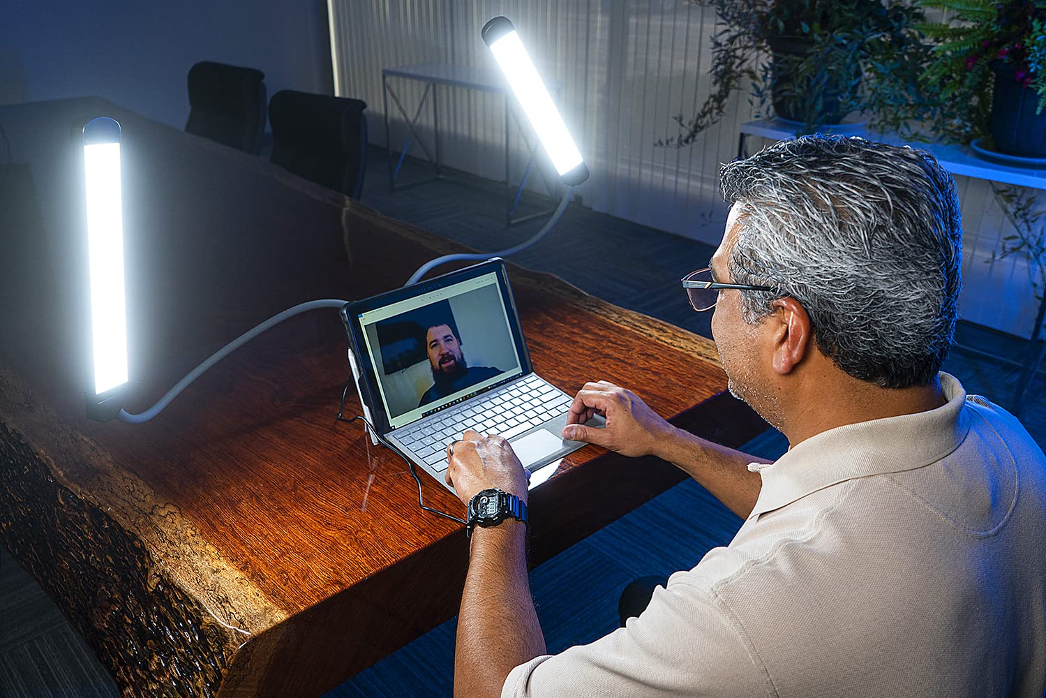 Fotodiox Selfie Starlite Stix TT Tabletop 125 Vlog Light Kit - Bi-Color Dimmable LED Wand Lights with 125cm Adjustable Arms for Video Conferencing, Gaming, Makeup, YouTube Live Streaming - Perfect for Content Creators, Home Office & Studio Lighting