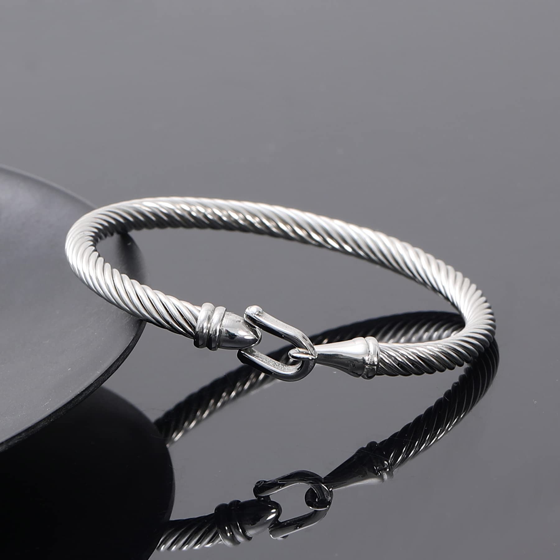 WFYOU 3PCS Stainless Steel Imperial Crown Bracelets for Men - Gold Roman Numeral Bangle, Adjustable Cuff Bracelet - Luxury Jewelry Gifts for Him - Perfect for Weddings, Parties & Formal Events