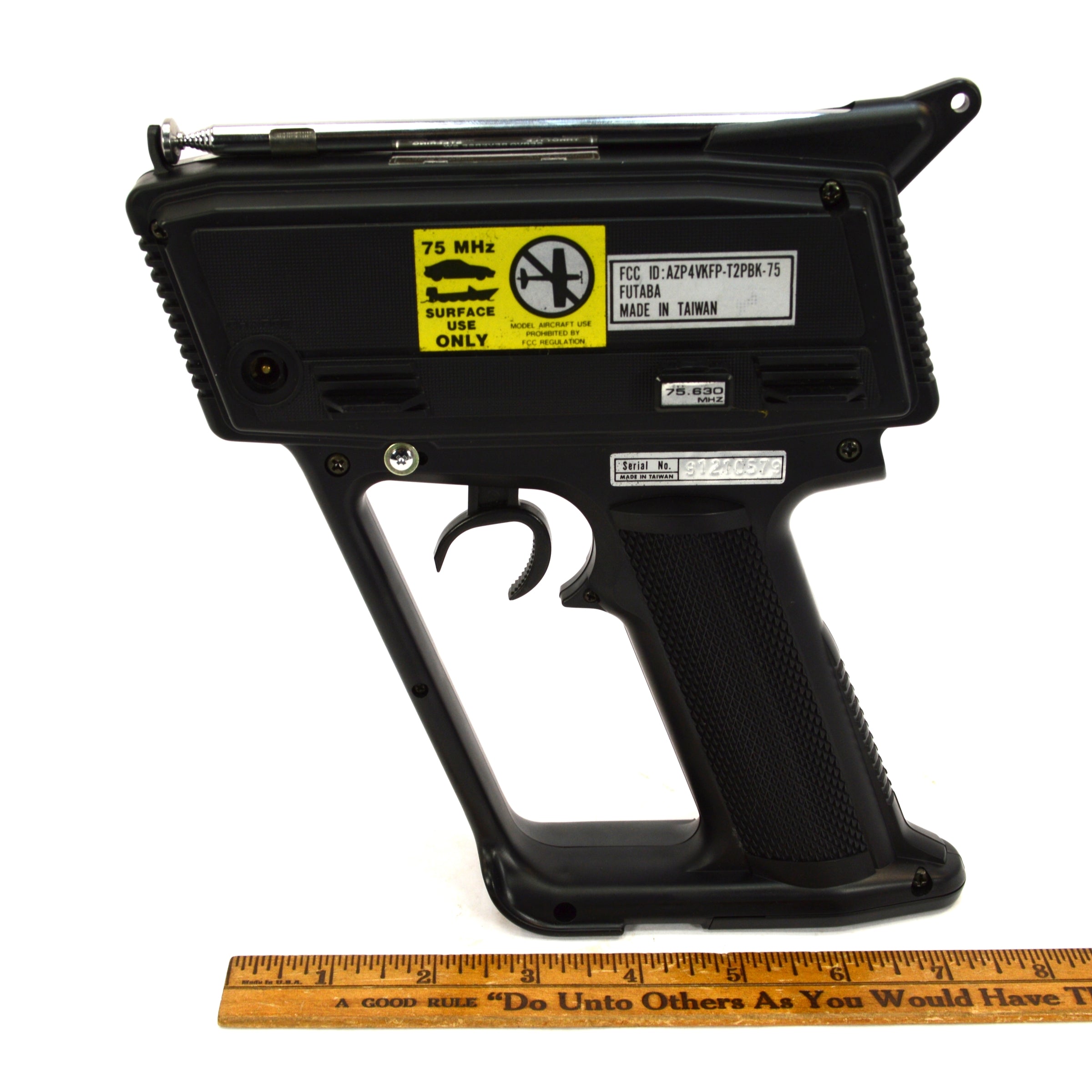 FUTABA MAGNUM JUNIOR FP-2PBKA 2 Channel Radio Remote Control - New in Box - Perfect for RC Cars, Boats & Airplanes - Hobby Grade Transmitter for Beginners