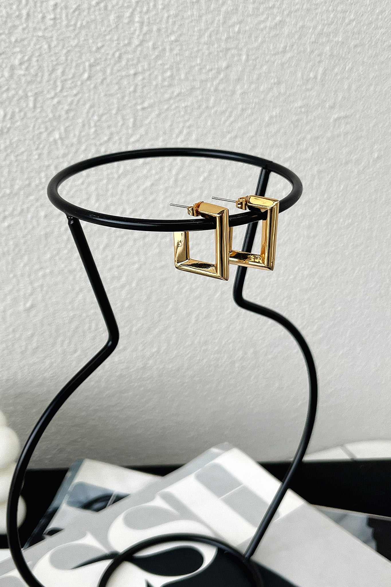Albany Gold Earrings for Women - Elegant & Stylish Jewelry for Everyday Wear, Parties & Special Occasions