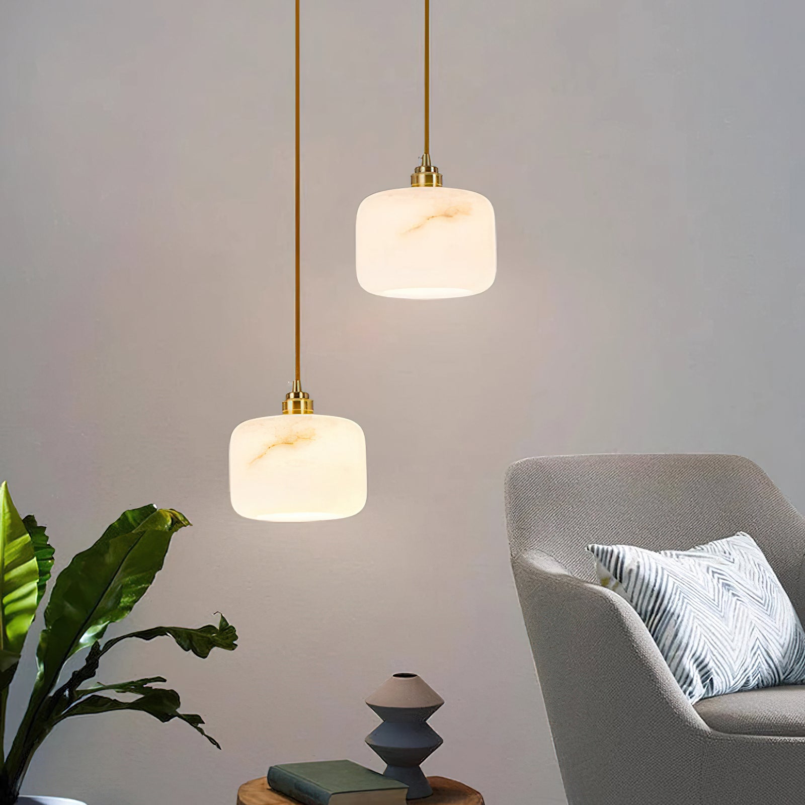 Modern Odyssey Pendant Light - Adjustable Hanging Chandelier for Kitchen Island, Dining Room & Bedroom - Sleek Industrial Design with Dimmable LED Bulb