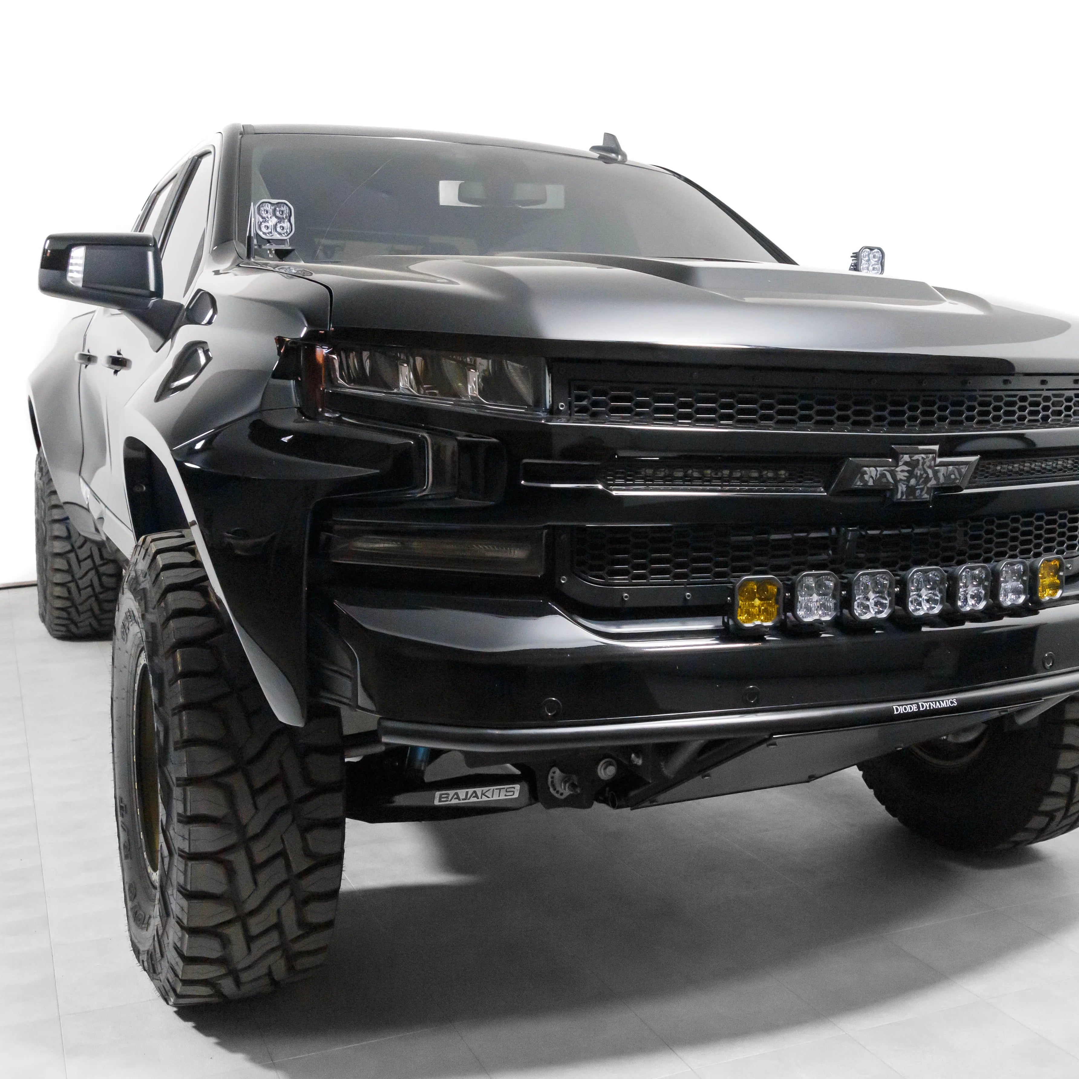 2019-2021 Chevrolet Silverado Replacement Hood - Durable OEM Fit for Chevy Silverado 1500 2500 3500 - Perfect for Off-Roading & Truck Restoration Projects