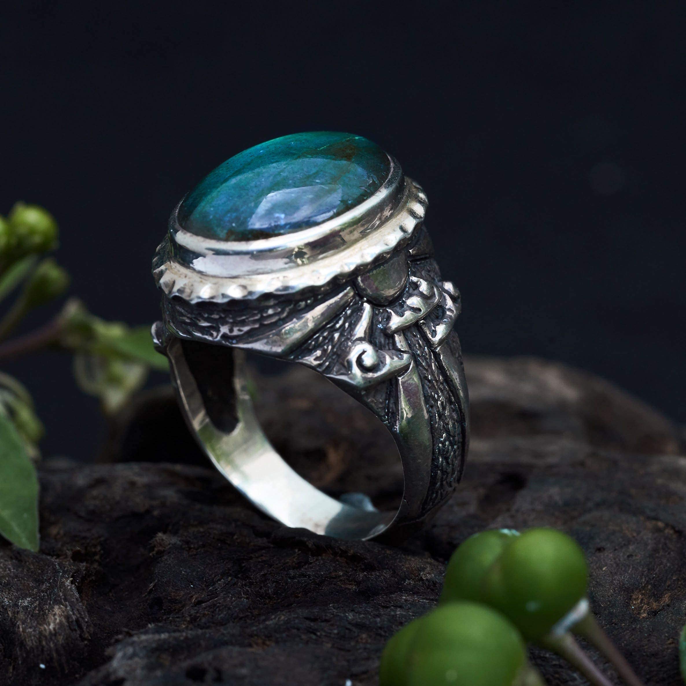 Handmade Labradorite Sterling Silver Ring - Tibetan Inspired Statement Jewelry for Women | Perfect for Boho Fashion, Spiritual Healing & Gift Giving