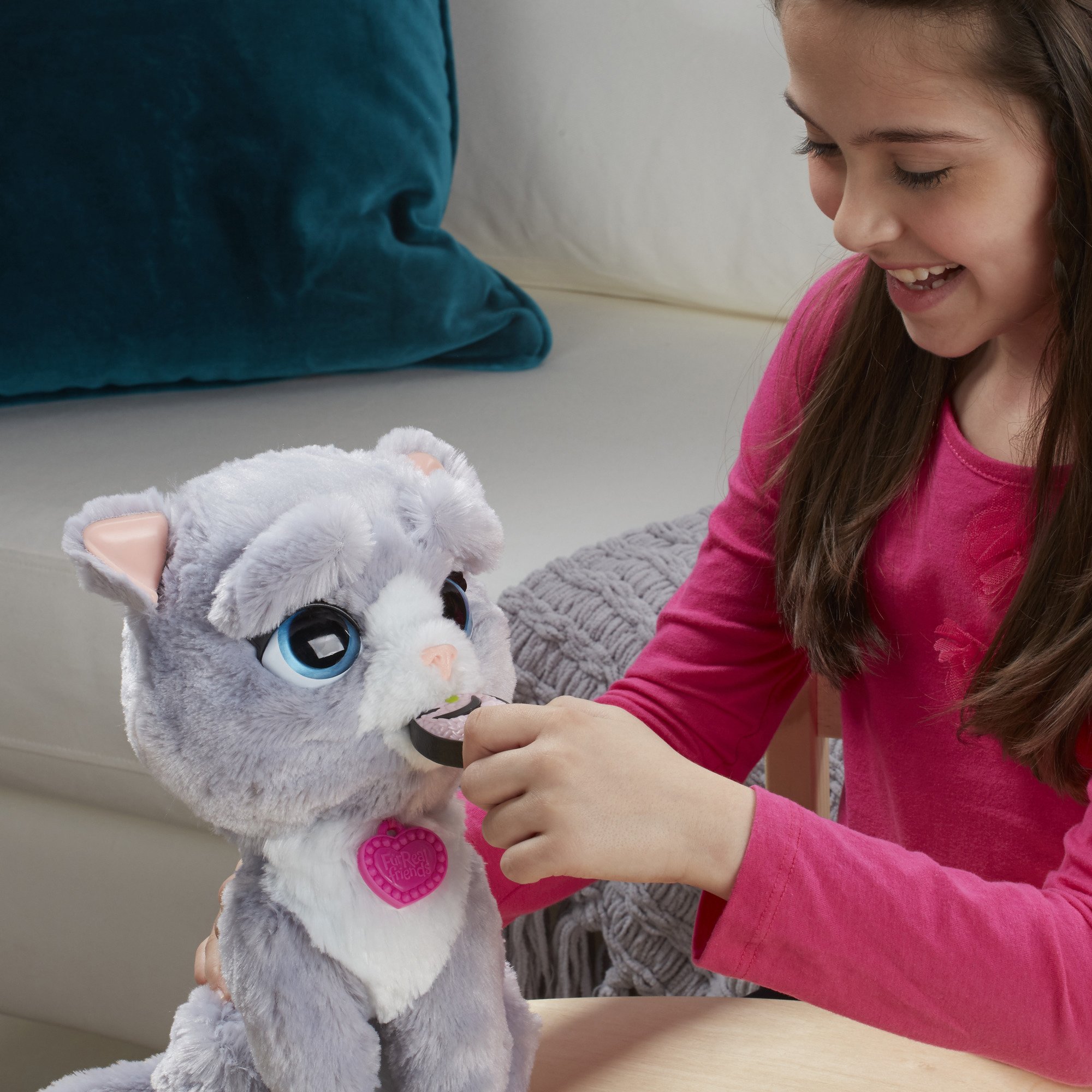 FurReal B5936AS0 Interactive Bootsie the Cat Toy - Realistic Animated Pet for Kids, Perfect for Playtime & Cuddling at Home