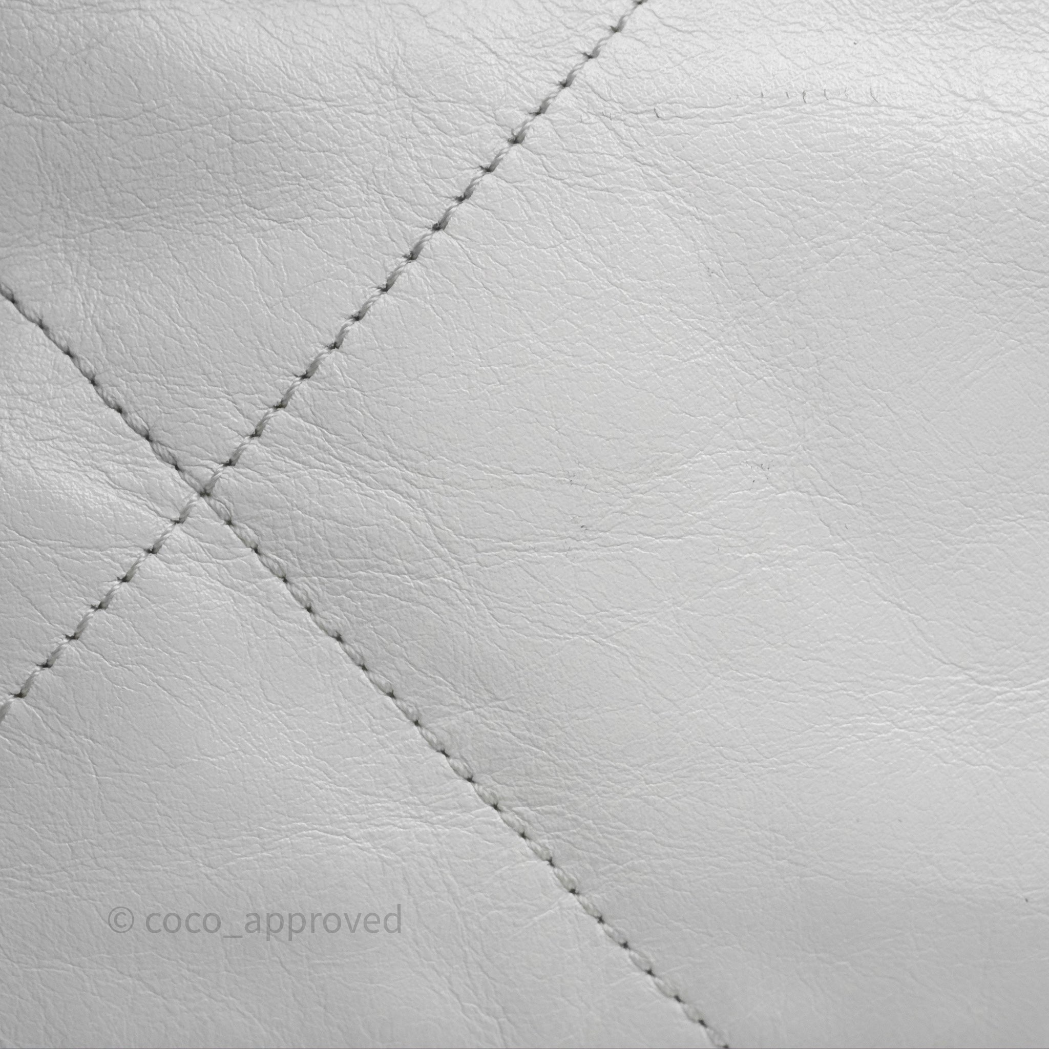 Chanel 22 Small Handbag in White Shiny Calfskin Leather with Aged Gold Hardware - Perfect for Everyday Use, Work & Special Occasions