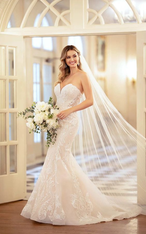 Stella York 6979 Elegant Wedding Gown with Lace Detailing - Perfect for Brides, Formal Events & Special Occasions