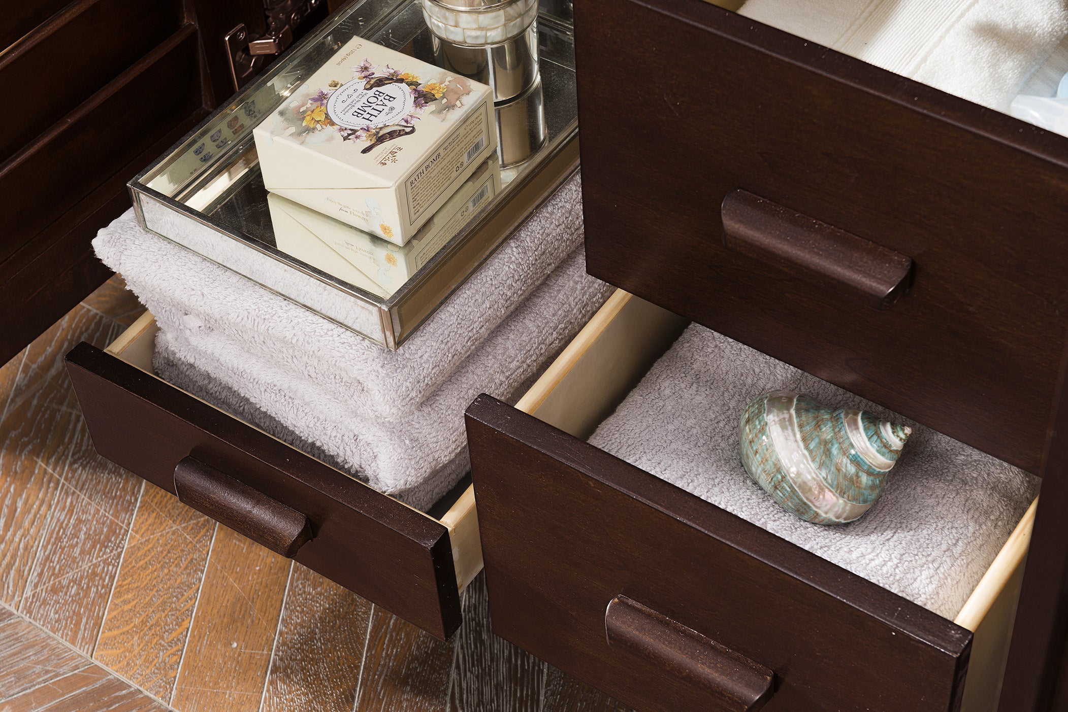 Portland 48 Inch Single Bathroom Vanity with Burnished Mahogany Finish & 3CM Gray Expo Quartz Countertop - Perfect for Modern Home Bathroom Renovation and Space-Saving Design