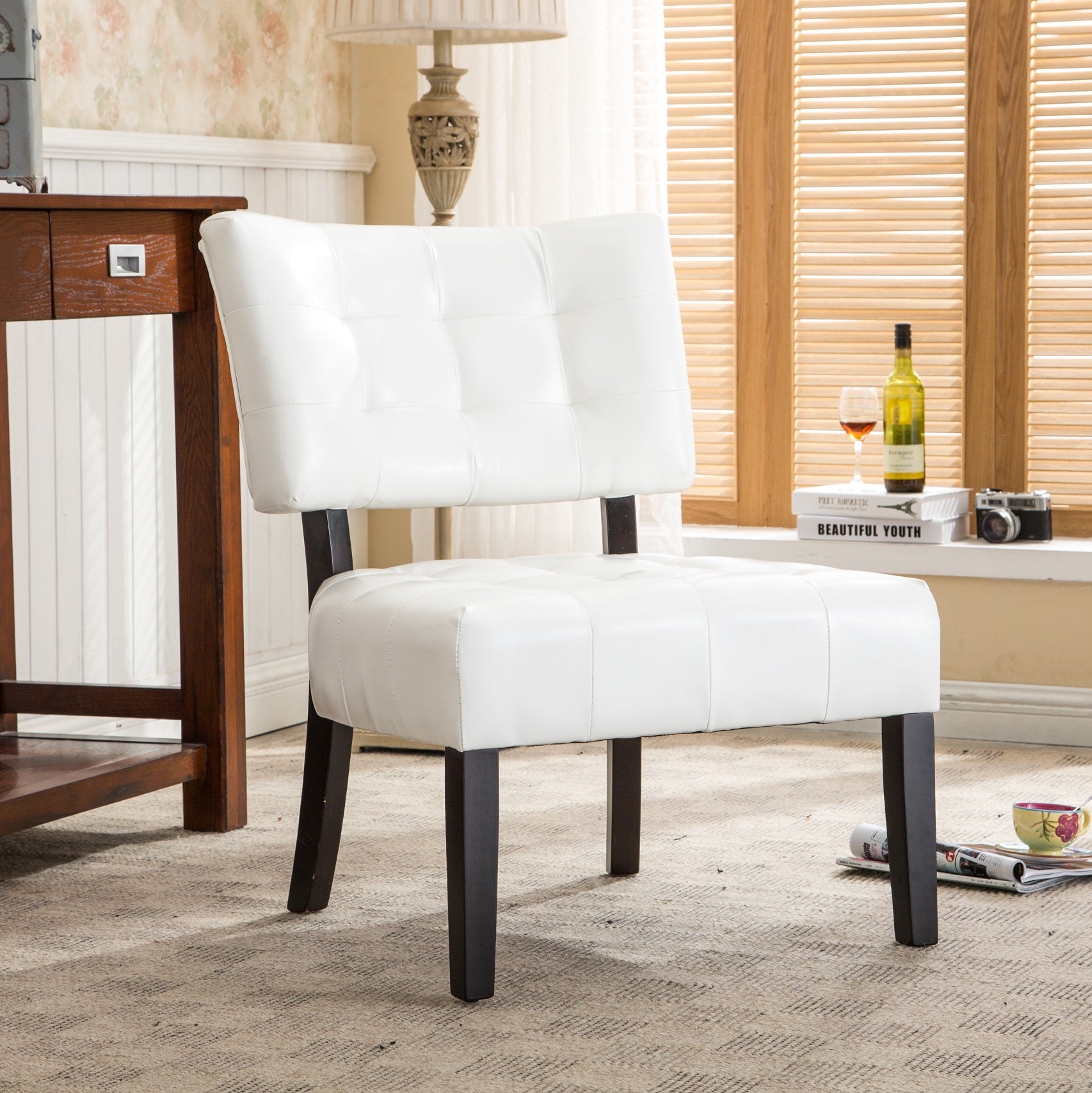 Roundhill Furniture Tufted Accent Chair with Oversized Seating - Modern Upholstered Living Room Chair for Home Office, Lounge & Reading Nook