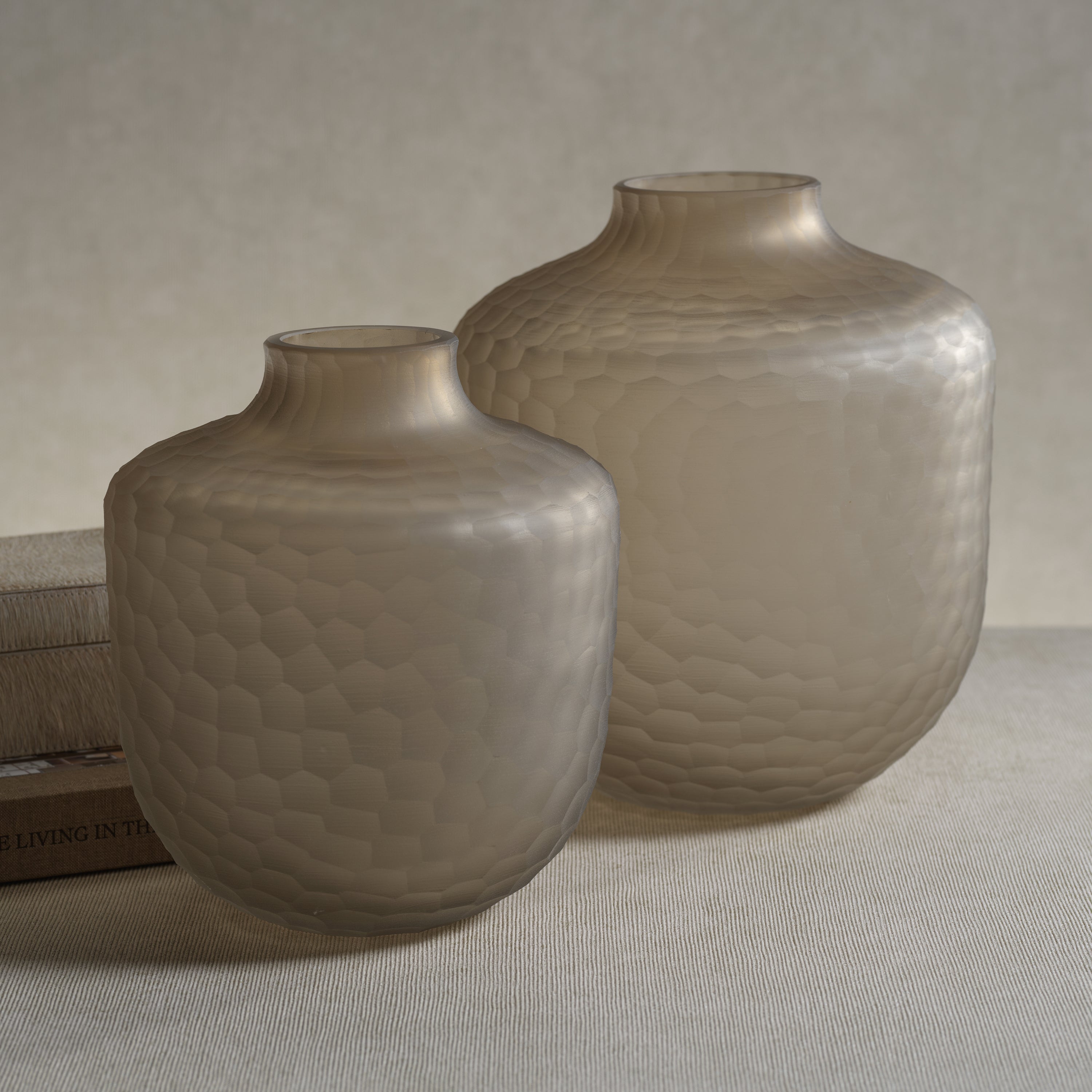Elegant Arosa Cut Glass Frosted Taupe Large Vase - Perfect for Home Decor, Wedding Centerpieces & Floral Arrangements