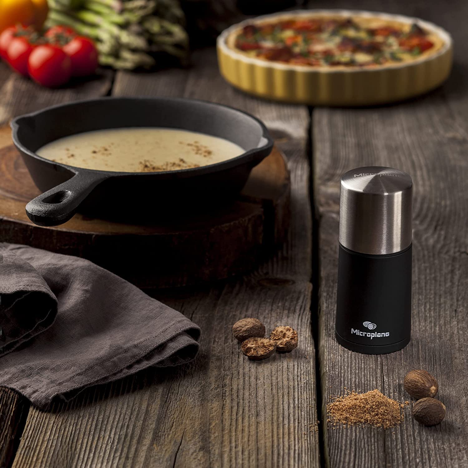 Premium Stainless Steel Microplane Manual Spice Mill - Cinnamon Grinder & Nutmeg Grater for Fresh Spices | Perfect for Baking, Cooking & Coffee Topping at Home