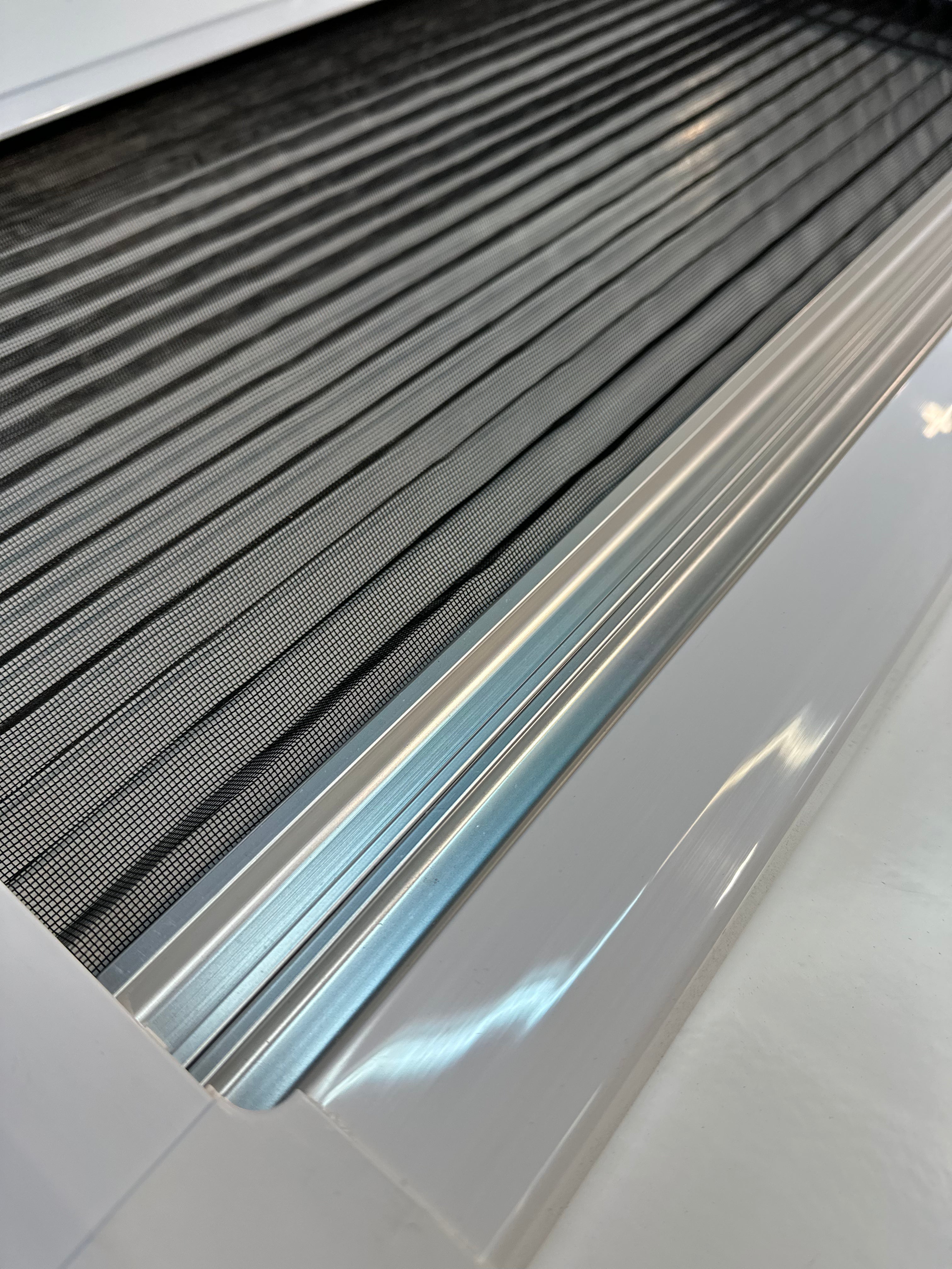 RSC Camper Windows 700mm x 300mm (27.56