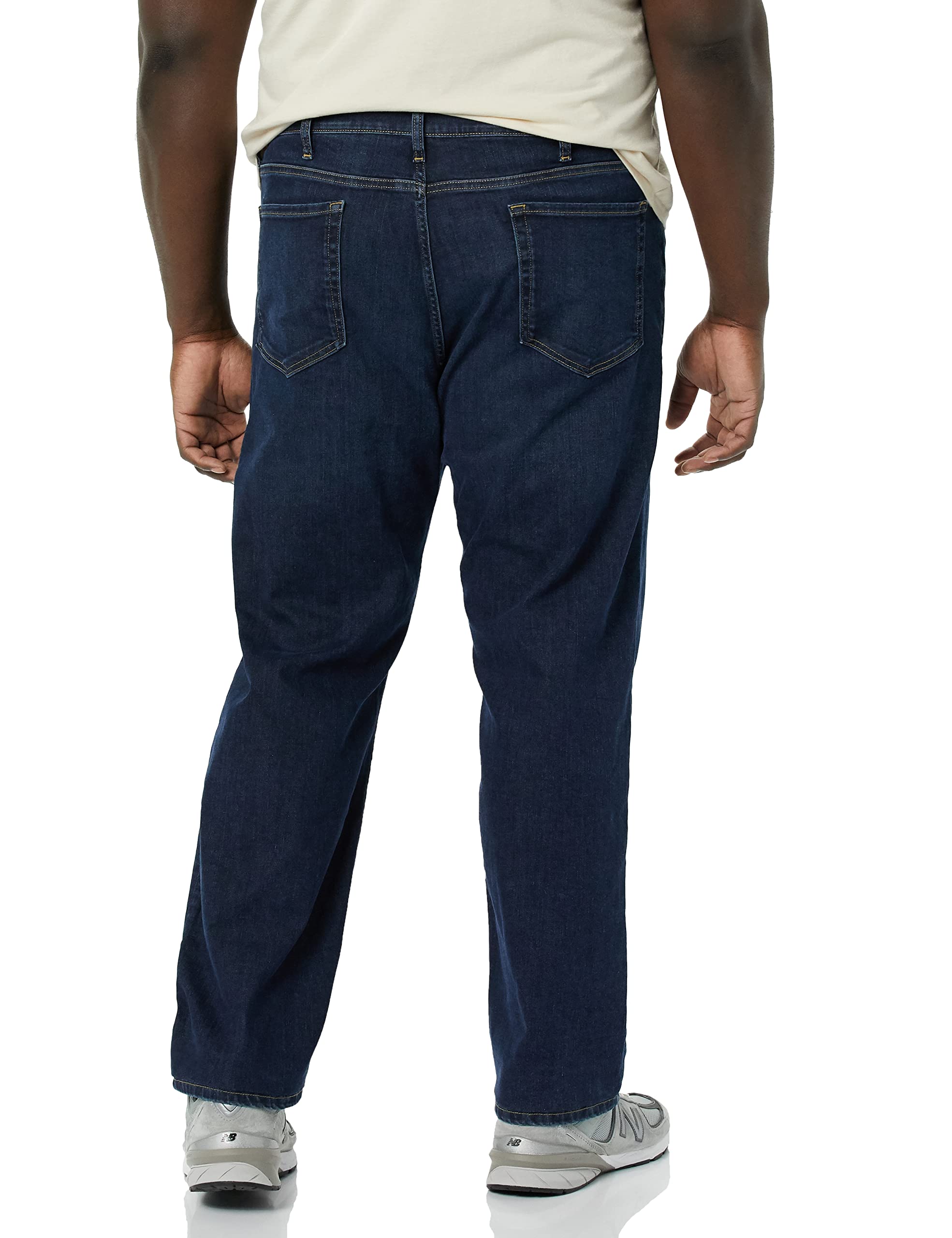 Amazon Essentials Men's Straight-Fit High Stretch Jean - Comfortable Stretch Denim Pants for Work, Casual & Everyday Wear | Durable & Flexible Mens Jeans for Office, Travel & Outdoor Activities