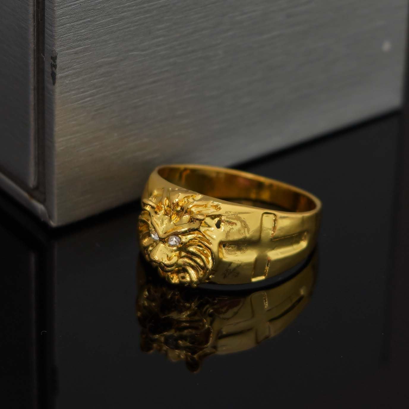 Men's Gold Lion Head Ring - Norse Viking Style with Rhinestone Crystal Eyes | Heavy Metal Rock Punk Gothic Biker Jewelry | Lion Totem Amulet Ring for Punk Fashion & Gothic Accessories | Perfect for Concerts, Biker Events & Viking Cosplay