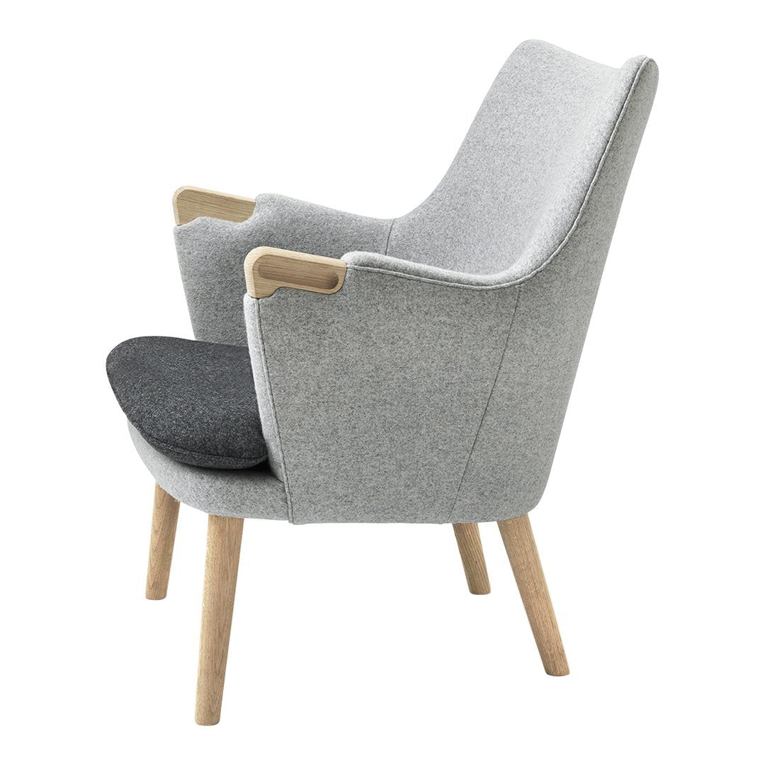 CH71 Lounge Chair - Modern Comfortable Recliner for Living Room, Bedroom & Office | Premium Ergonomic Design for Relaxation & Style