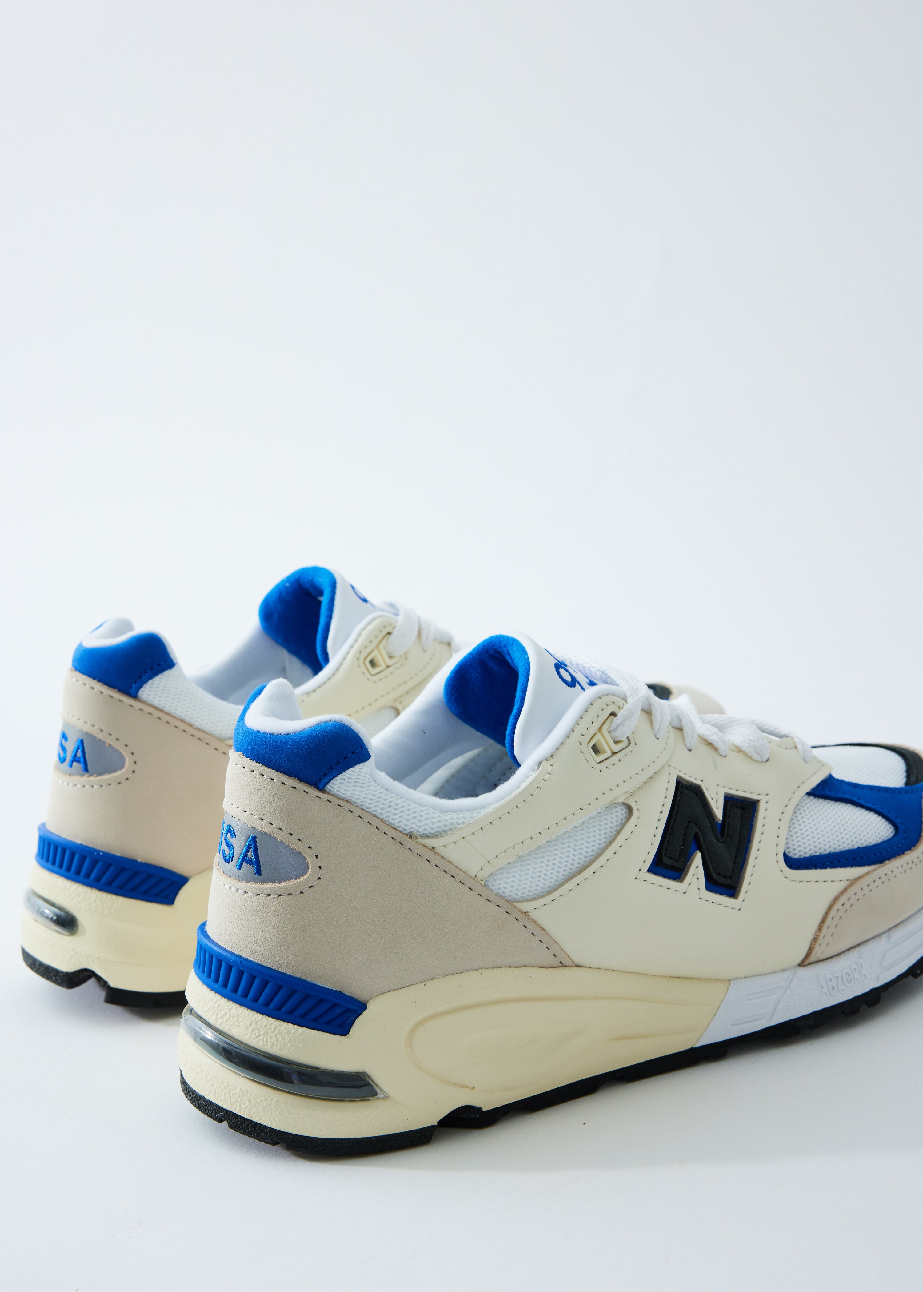 New Balance M990WB2 White - Premium Comfort Running Shoes for Men & Women | Perfect for Jogging, Gym Workouts & Everyday Wear