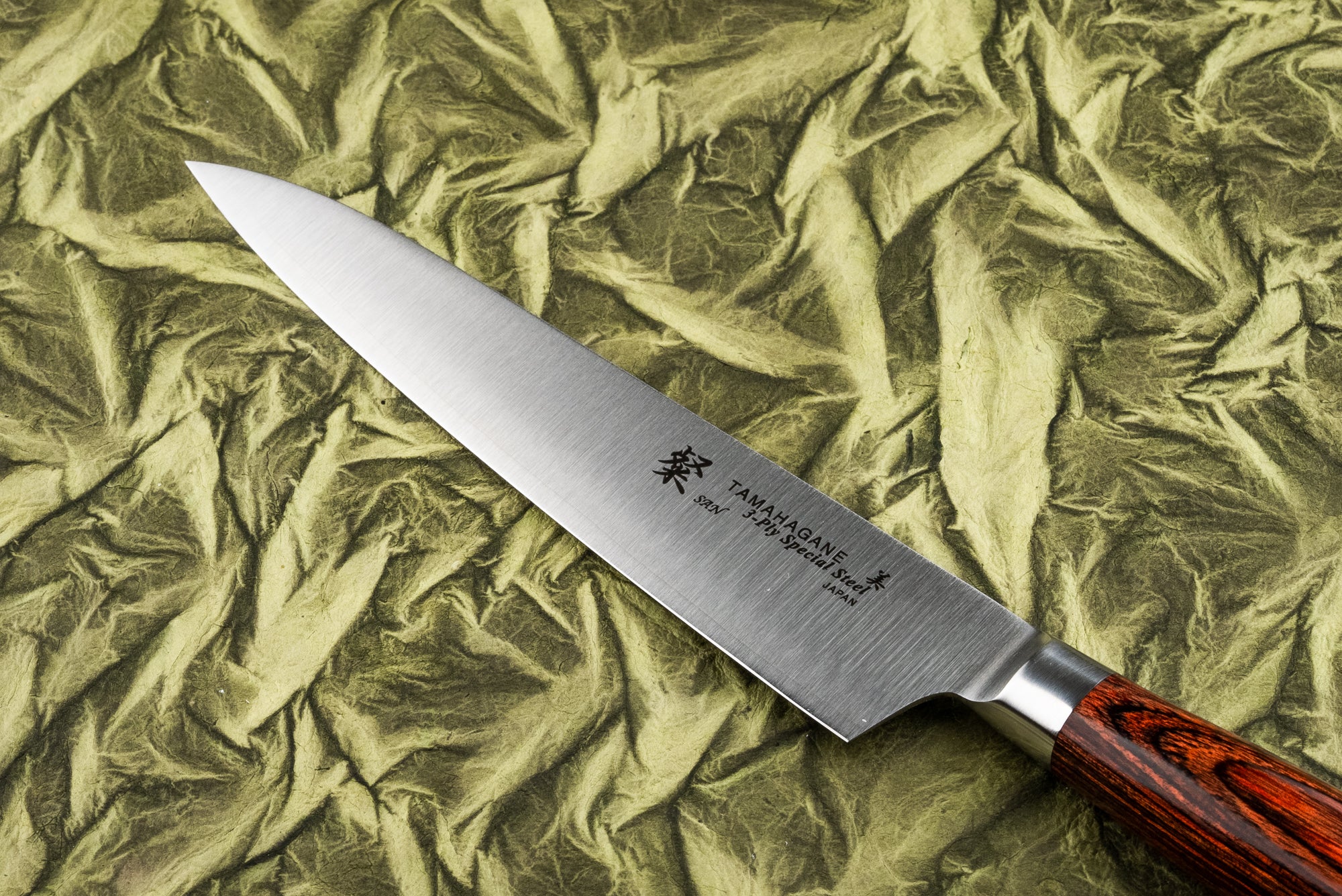 Premium Tamahagane Japanese Petty Knife 150mm - High Carbon Steel Blade for Precision Cutting - Perfect for Slicing, Peeling & Detail Work in Home Kitchens & Professional Use