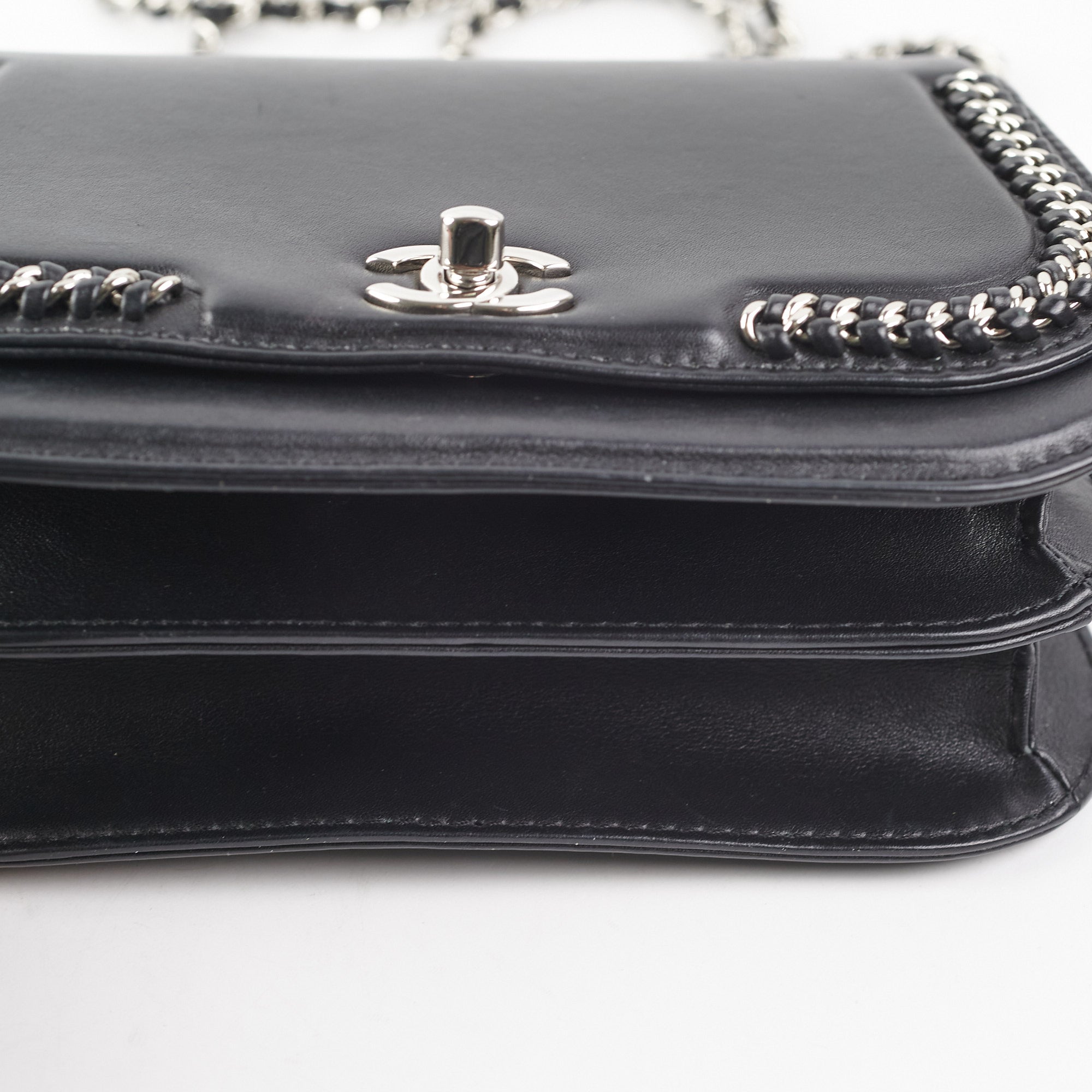 Chanel Seasonal Chain Flap Calfskin Shoulder Bag for Women - Luxury Designer Crossbody Purse for Evening Parties & Date Nights