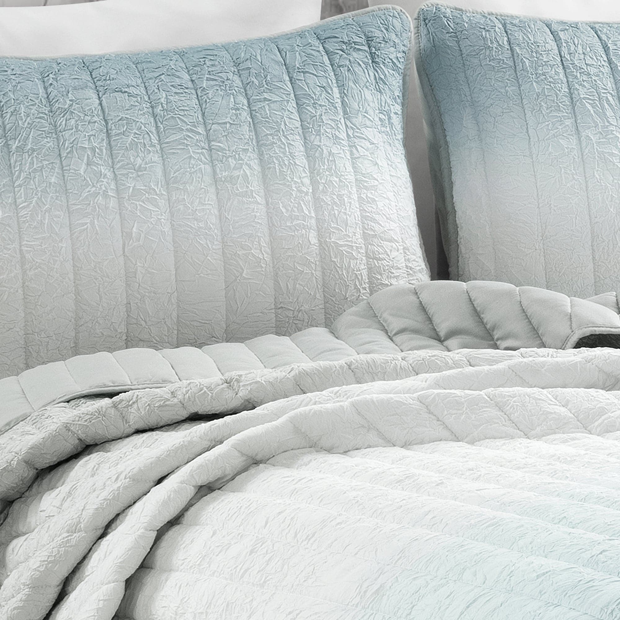 Crinkle Ombre Oversized Quilt 3-Piece Set - Soft Textured Bedding for Master Bedroom, Guest Room & Cozy Home Decor