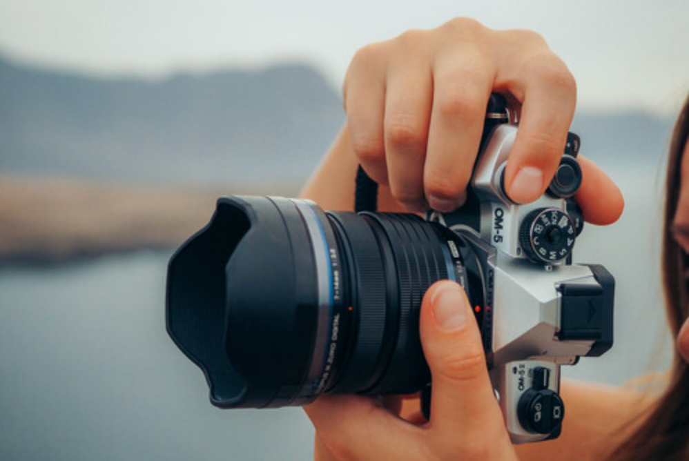 OM SYSTEM OM-5 Mark II Silver Mirrorless Camera with M.Zuiko Digital ED 12-45mm f/4.0 PRO Lens Kit - Perfect for Travel, Vlogging & Outdoor Photography