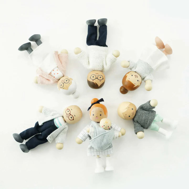 Miniature Doll House Figures - 6-Piece Doll Family Set for Kids, Perfect for Dollhouse Playsets, Role Play & Collectibles