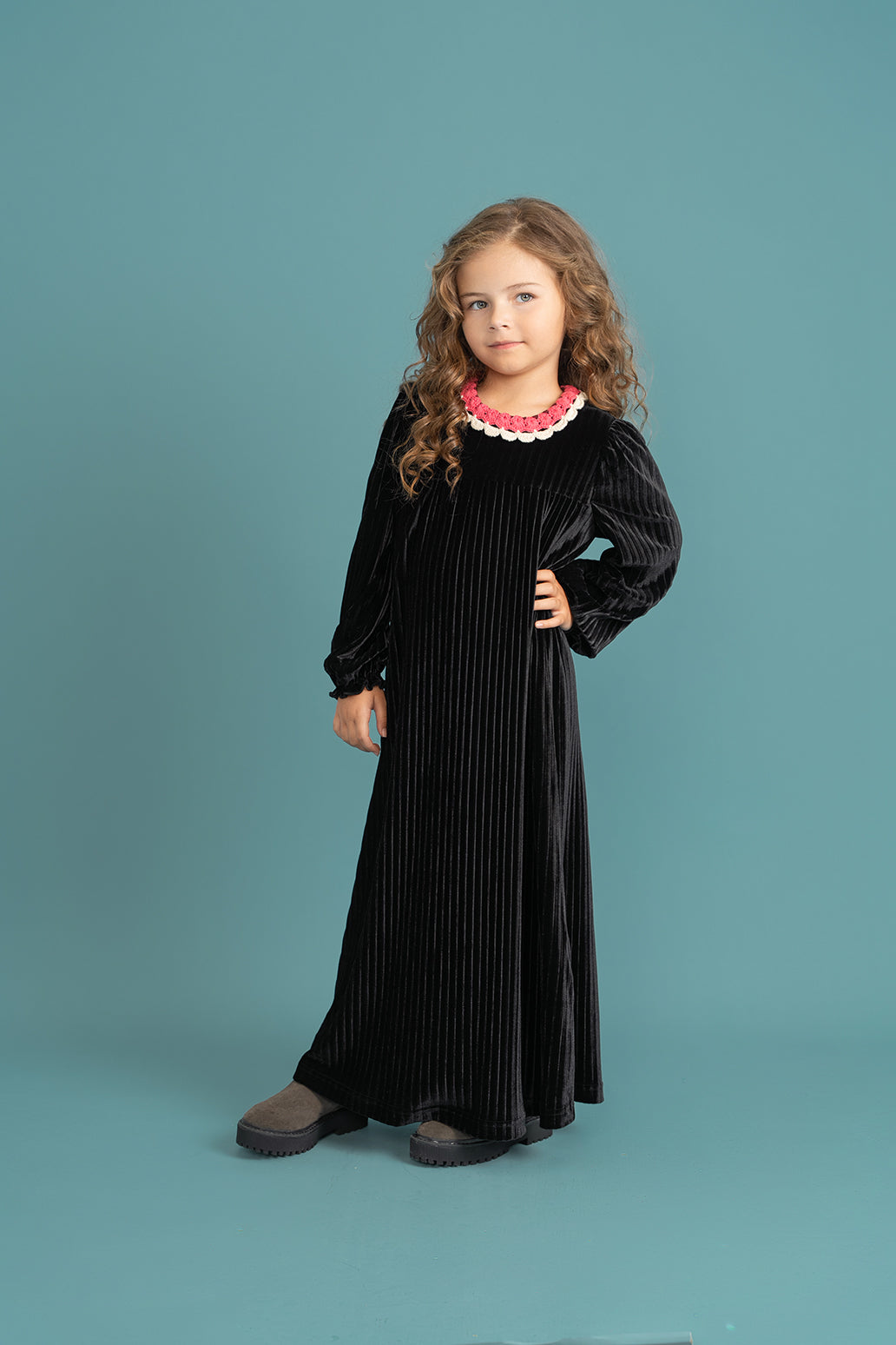 Elegant Velvet Maxi Dress for Women - Soft Stretchy Long Sleeve Formal Gown - Perfect for Evening Parties, Weddings & Holiday Events