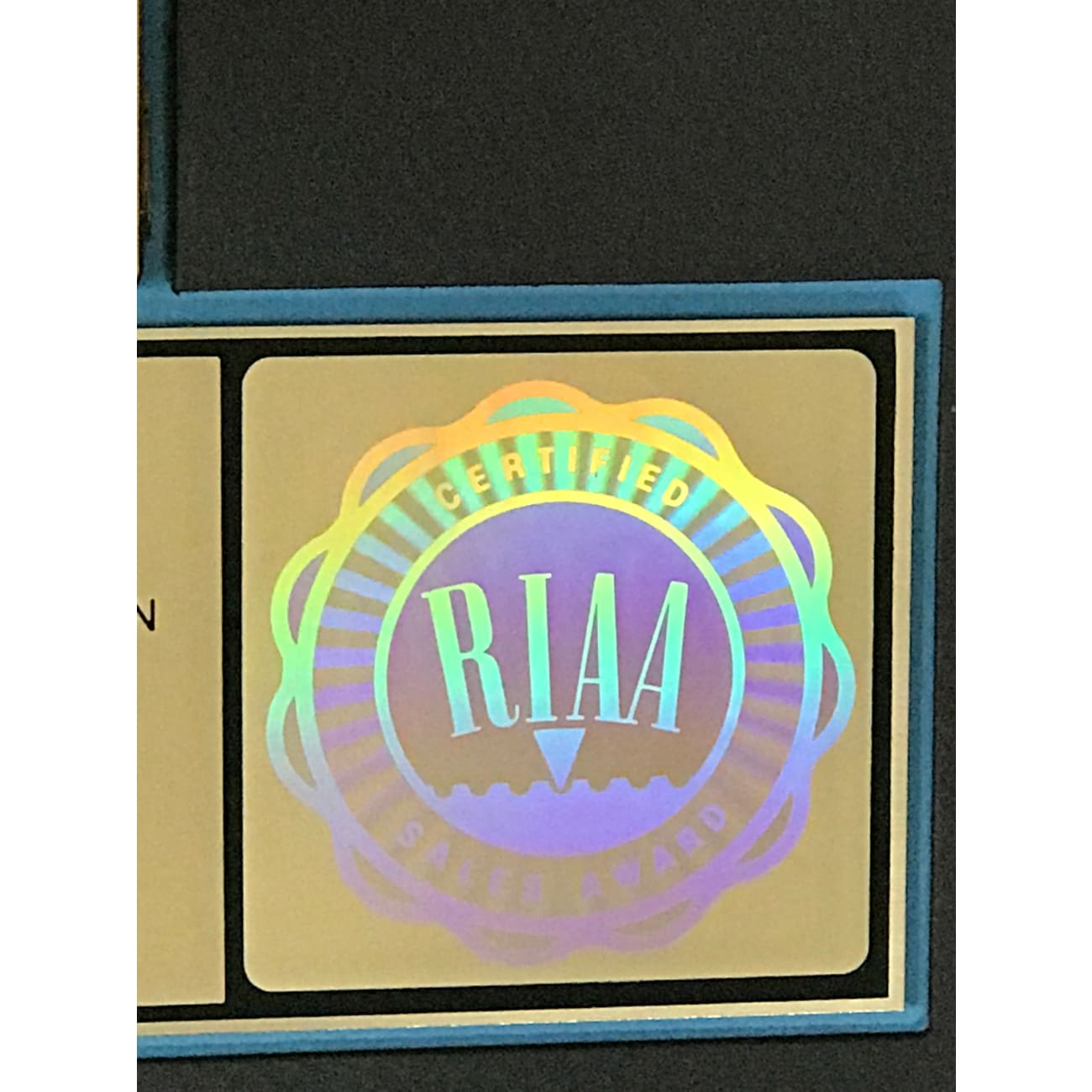 Chicago 19 RIAA Gold LP Award - Certified Music Collectible - Perfect for Music Lovers & Vinyl Collectors - Display in Home, Office or Music Studio