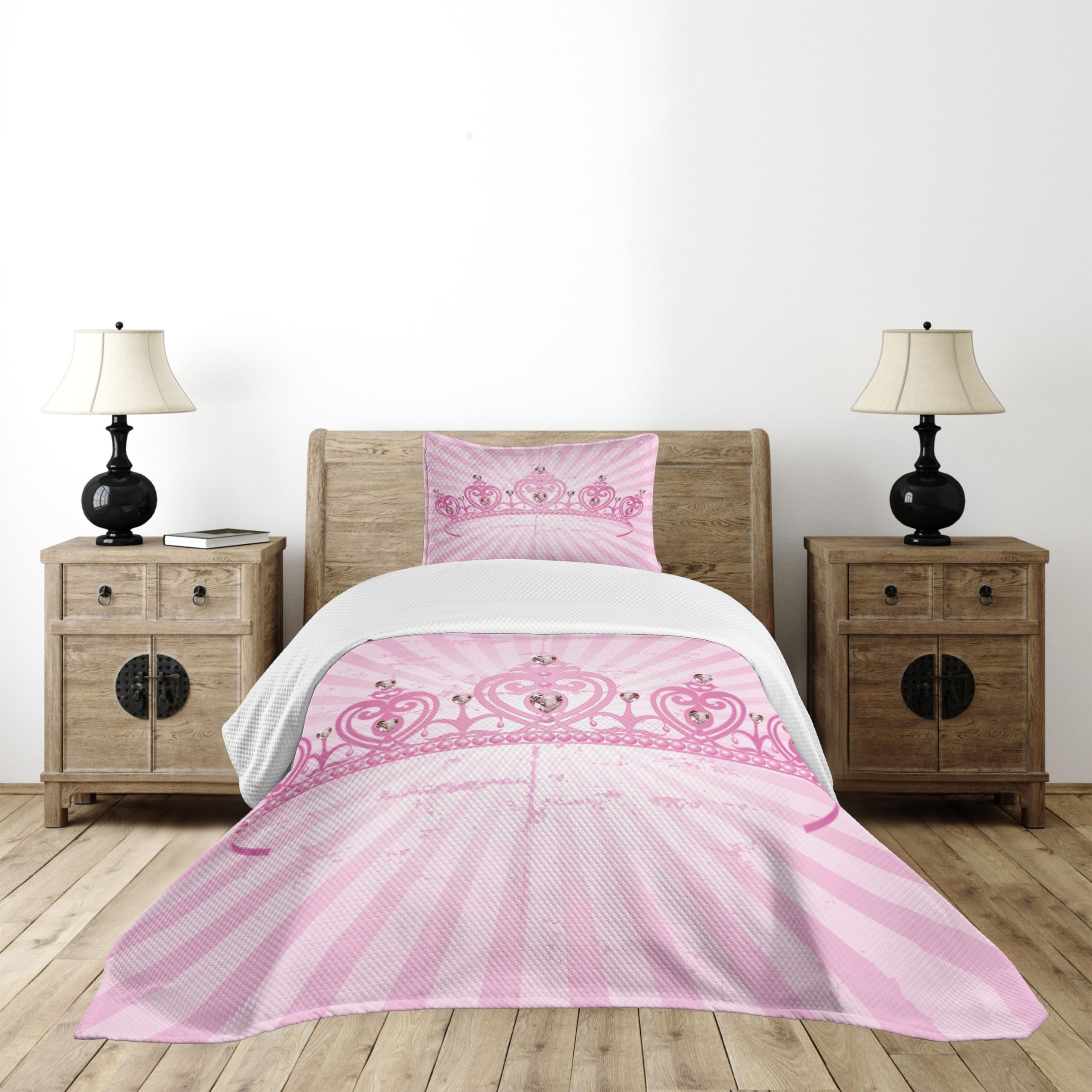 Ambesonne Queen Bedspread Set - Pink Heart Shaped Cartoon Crown on Radial Backdrop, Romantic 3-Piece Bedding with Coverlet & 2 Pillow Shams, Twin Size in Pale Pink | Perfect for Valentine's Day, Anniversary Gifts & Cozy Bedroom Decor