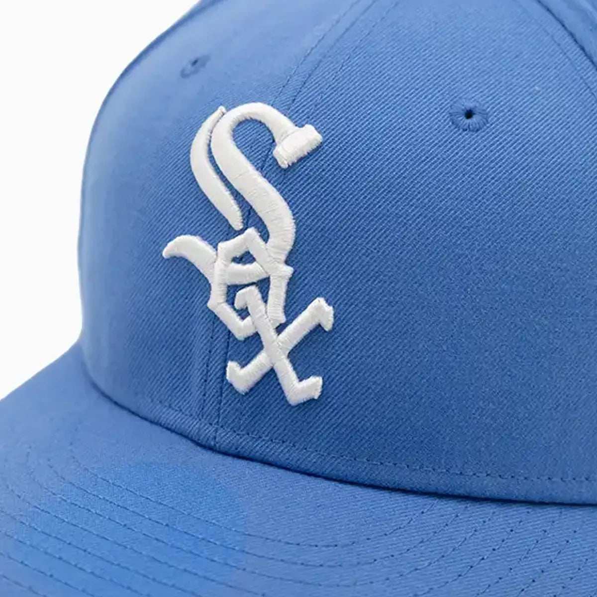 Chicago White Sox MLB 59FIFTY Fitted Hat - Official New Era Baseball Cap for Men - Perfect for Games, Collecting & Streetwear Fashion