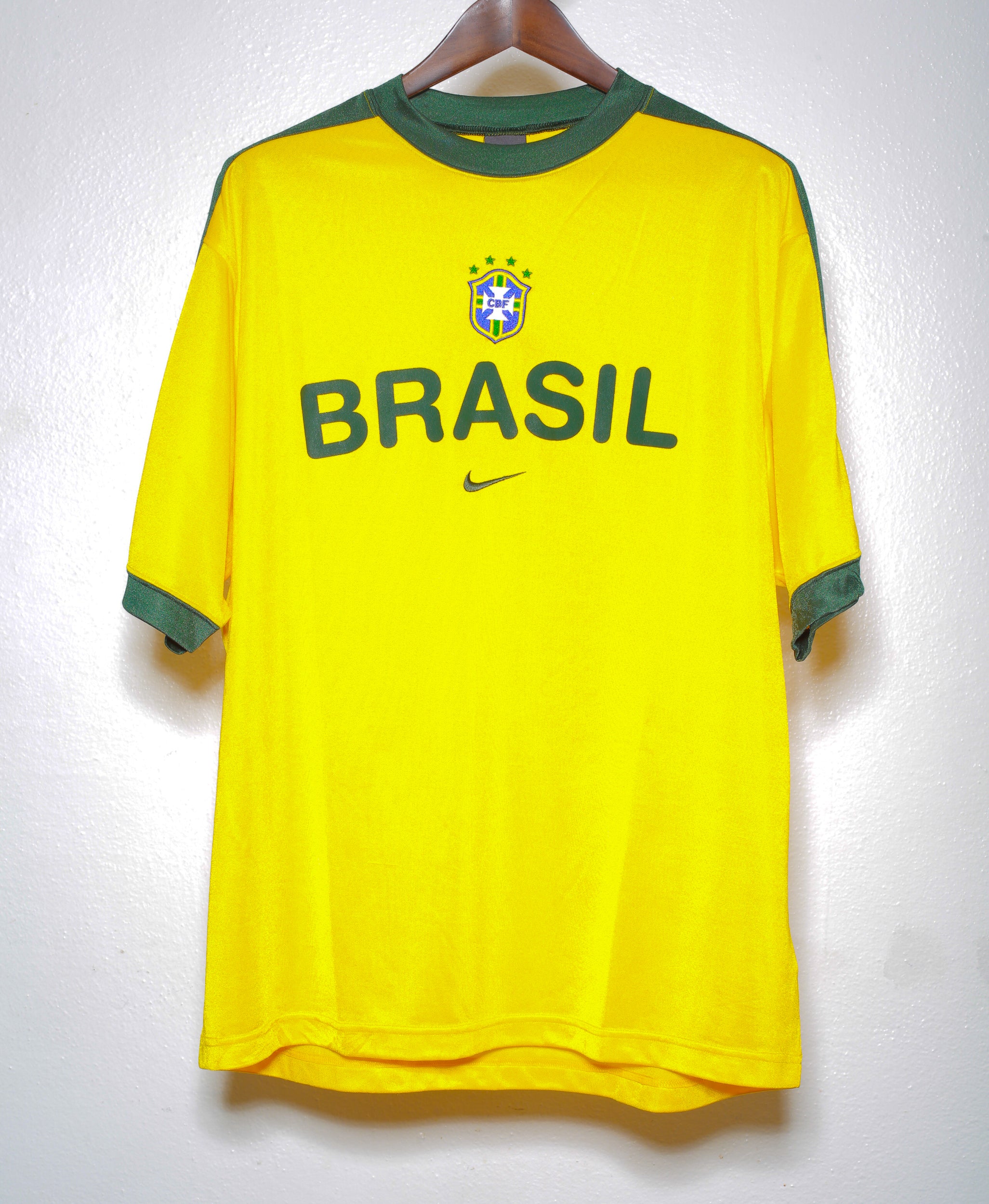 1998 Brazil National Team Training Jersey (XL) - Vintage Soccer Shirt for Fans & Collectors - Perfect for Matches, Gifts & Memorabilia