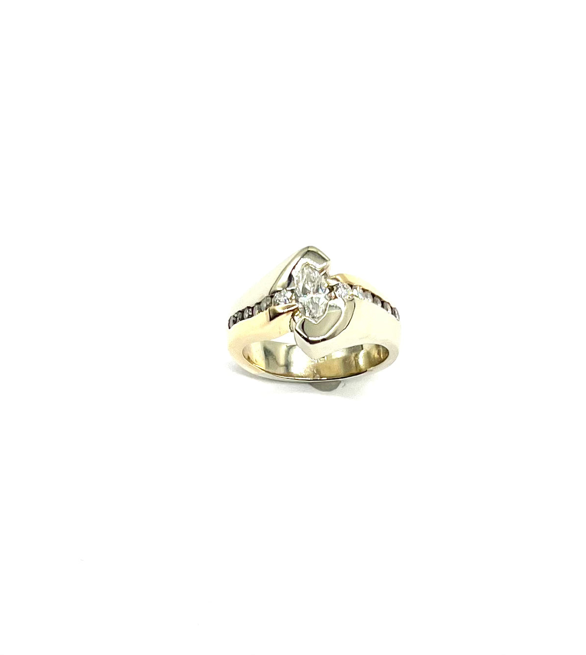 Exquisite Marquise Bezel Set Diamond Ring for Women - Elegant Wedding, Engagement & Anniversary Jewelry Gift