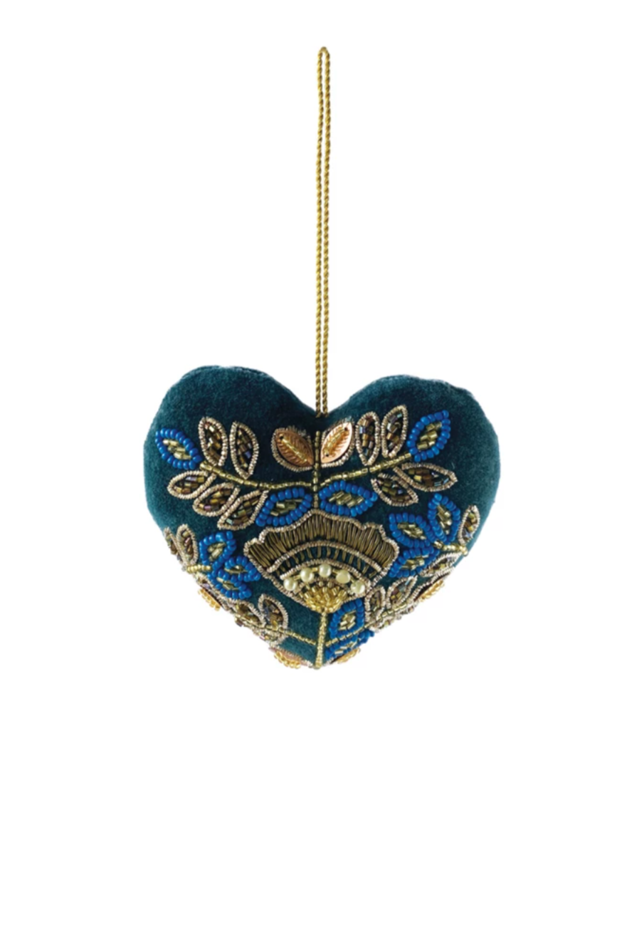Velvet Heart Ornament - Elegant Fabric Christmas Tree Decoration for Home, Wedding, Party & Holiday Decor