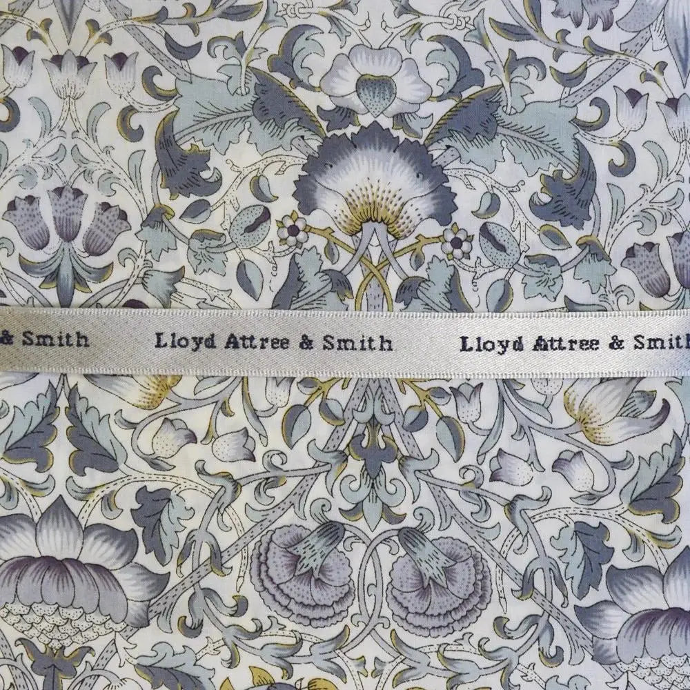 L.A. Smith Hank Handkerchief - Premium Liberty Fabric Cotton - Perfect for Everyday Carry, Gifts & Special Occasions