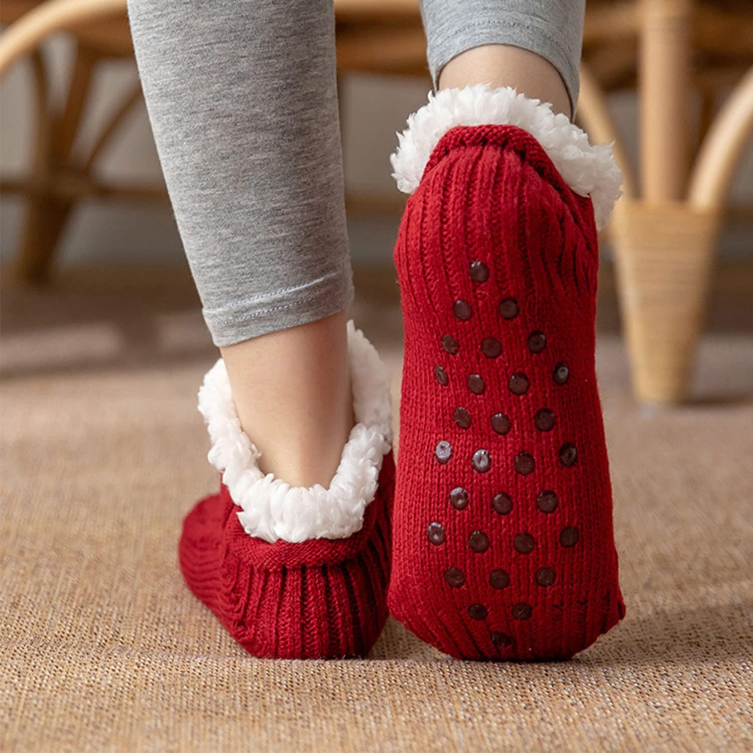 DARENYI Women's Fluffy Non-Slip Slipper Socks - Cozy Warm House Socks for Winter, Home, Lounge & Bedroom Comfort
