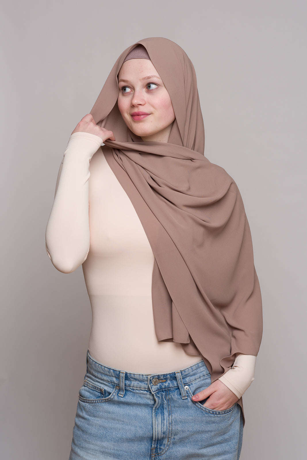 Wood Lake Diamond Chiffon Hijab with Matching Undercap - Modest Muslim Scarf for Women, Breathable & Lightweight Prayer Head Cover - Perfect for Daily Wear, Prayer, and Special Occasions