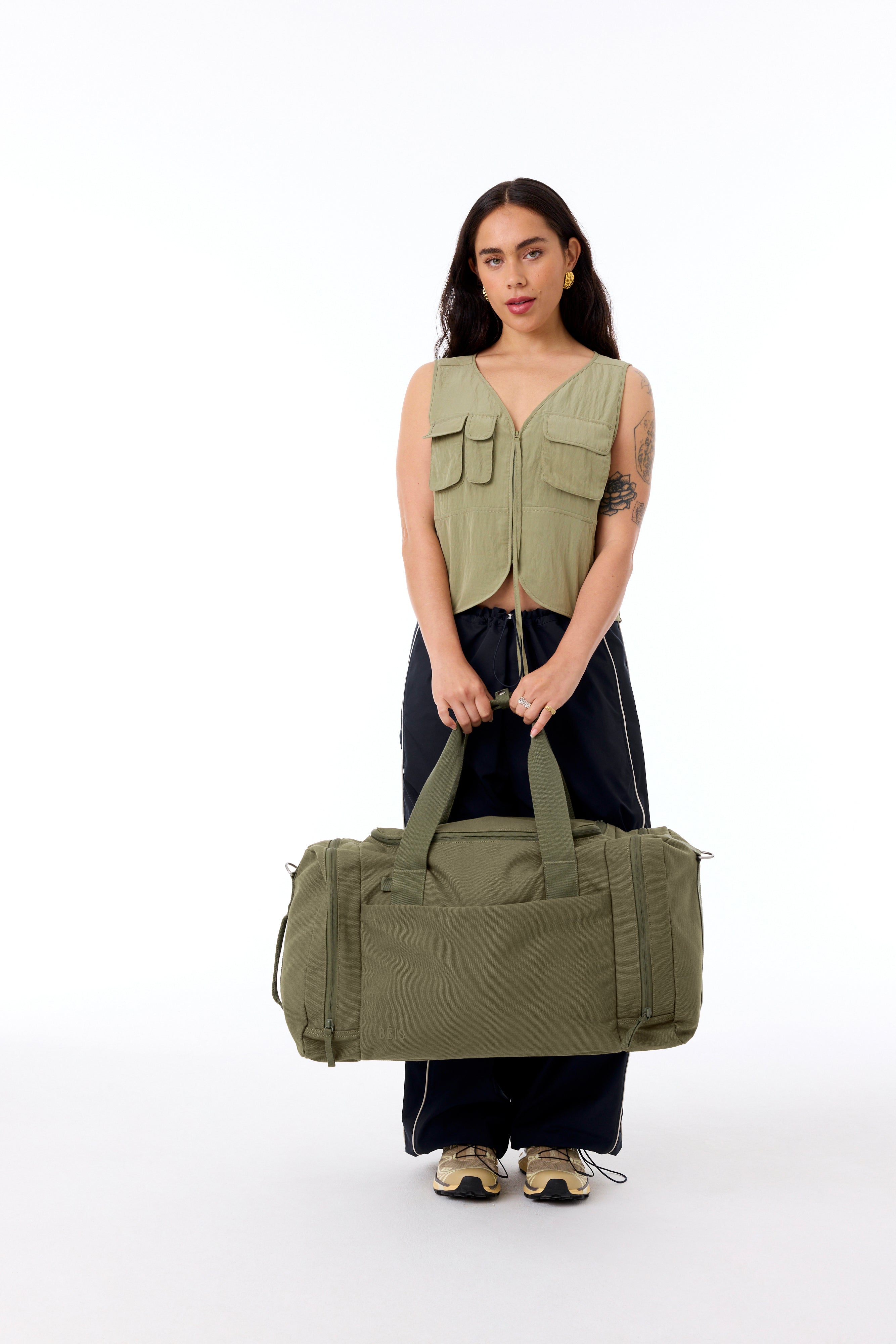 Premium Olive Utility Duffle Bag - Waterproof Travel Duffel for Gym, Camping & Weekend Getaways | Durable & Spacious Carry-On Luggage