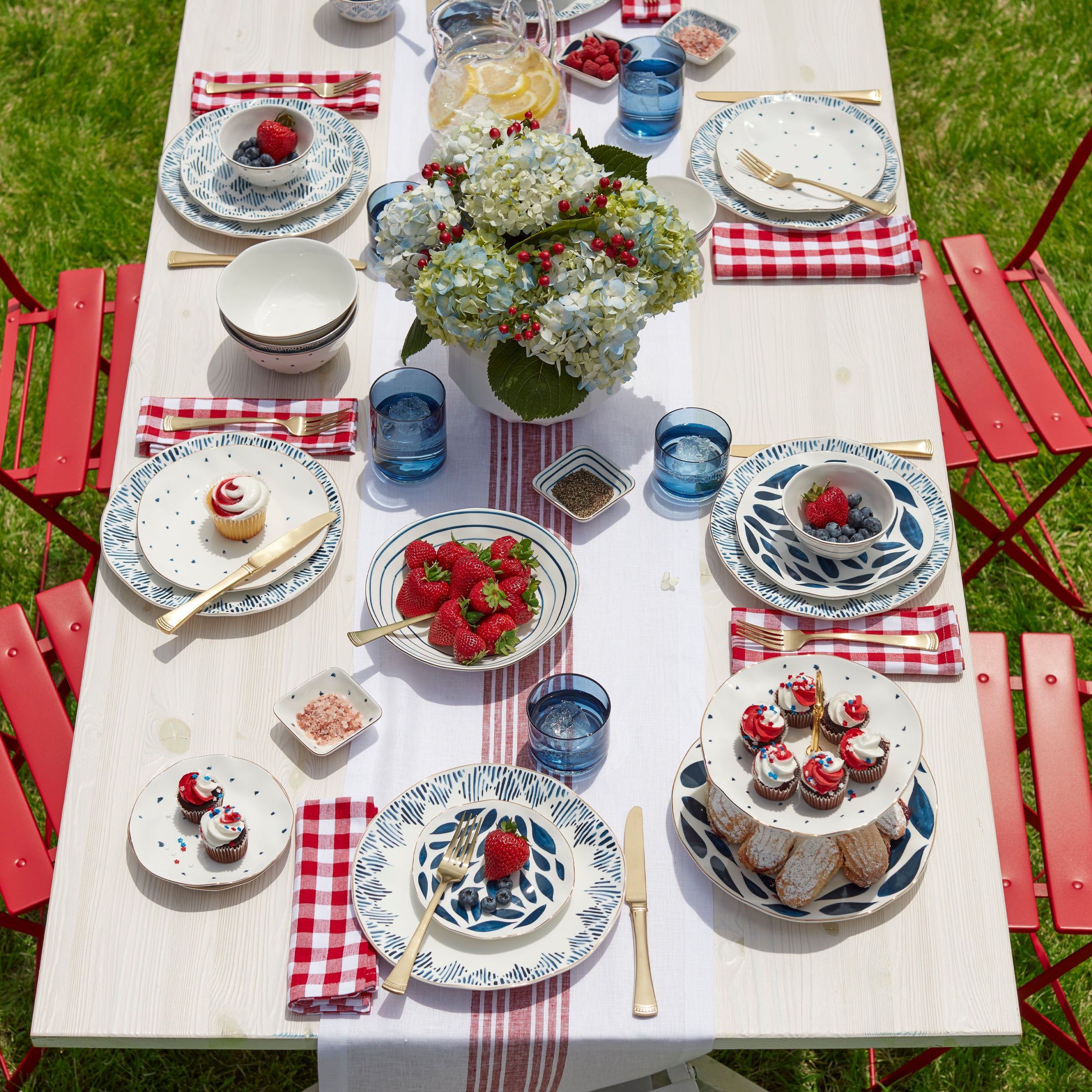 Blue Bay 12-Piece Dinnerware Set - Porcelain Plates, Bowls & Mugs - Elegant Dinnerware for Family Meals, Parties & Restaurant Use