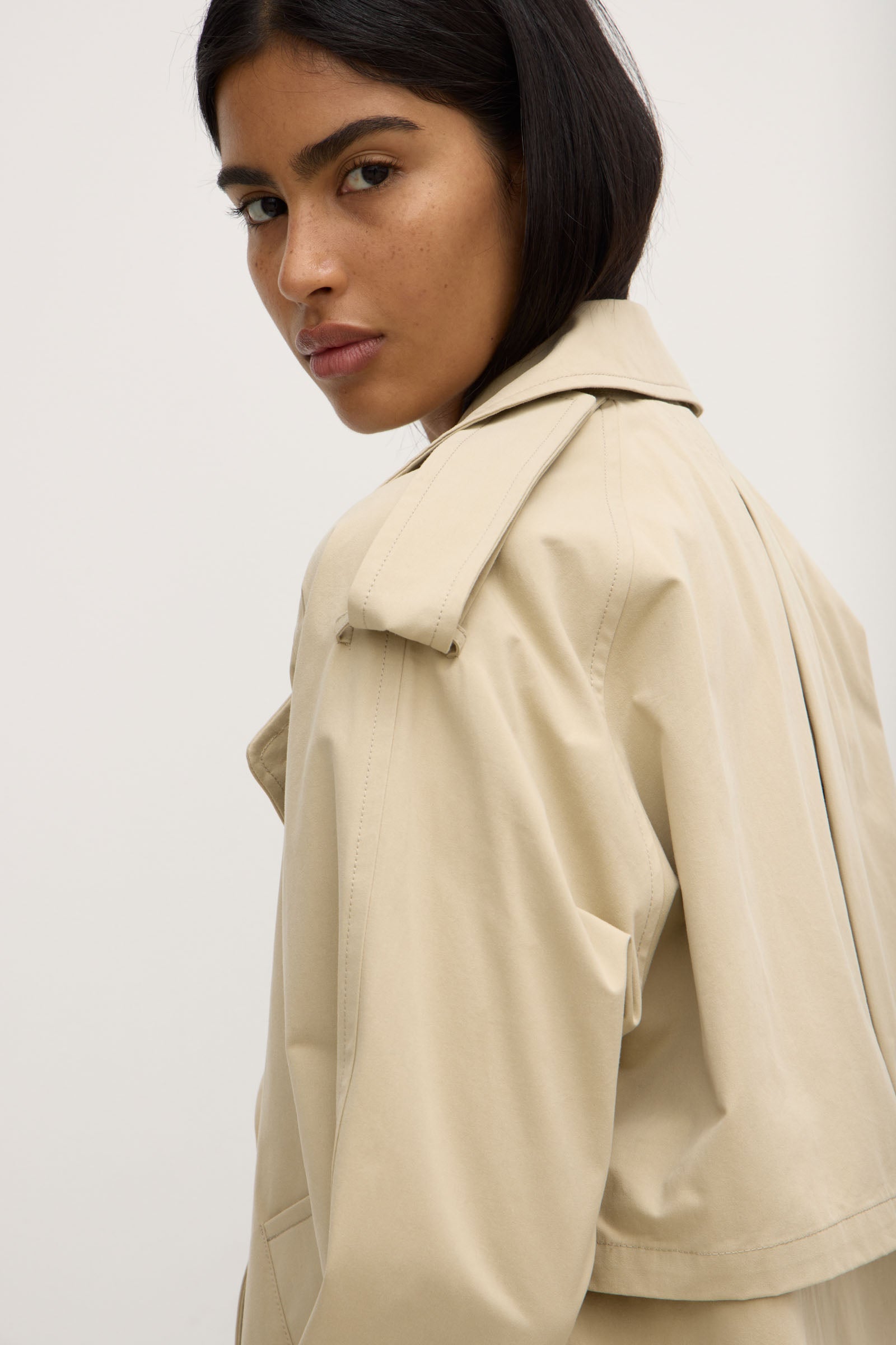 Arden Short Mac Jacket - Women's Lightweight Water-Resistant Trench Coat for Spring & Fall | Perfect for Office, Travel & Casual Outfits