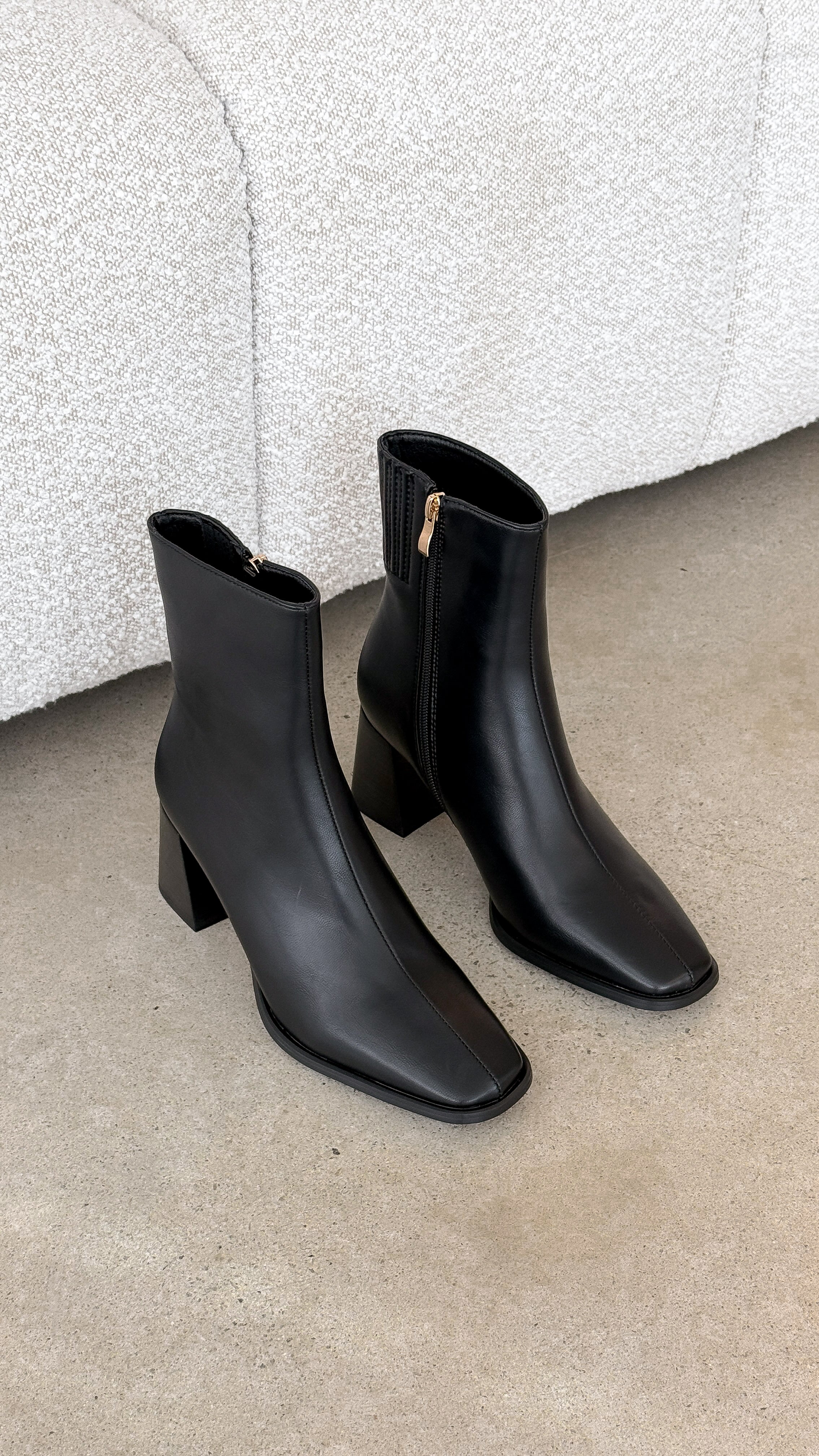 Alania Black Leather Ankle Boots for Women - Stylish & Comfortable Footwear for Casual Outings & Office Wear
