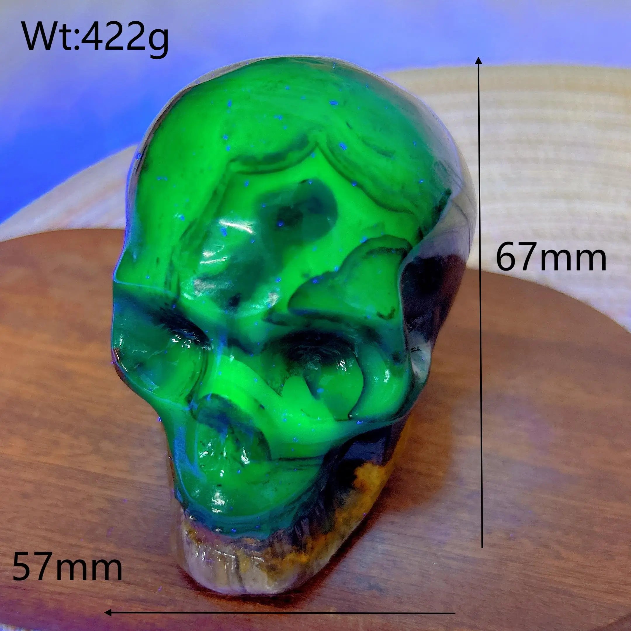 Natural Volcanic Agate Skull Carving with UV Light Effect - Green Flashy Healing Crystal for Energy, Home Decor & Spiritual Gifts | Perfect for Meditation, Feng Shui & Unique Gift Giving