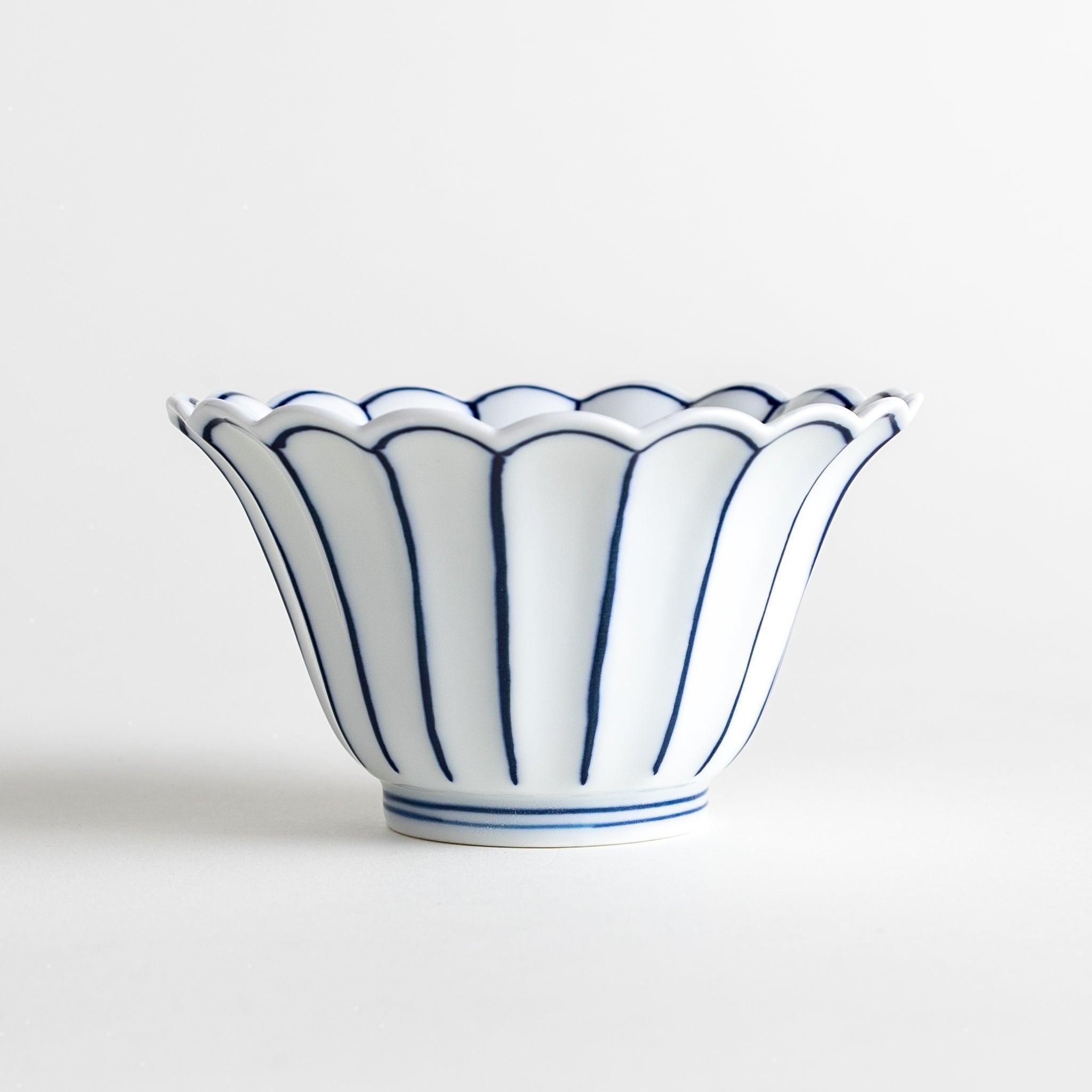 Premium Chrysanthemum Pattern Ceramic Dessert Bowl Set - Elegant Floral Design for Ice Cream, Pudding & Fruit - Perfect for Parties, Tea Time & Home Decor
