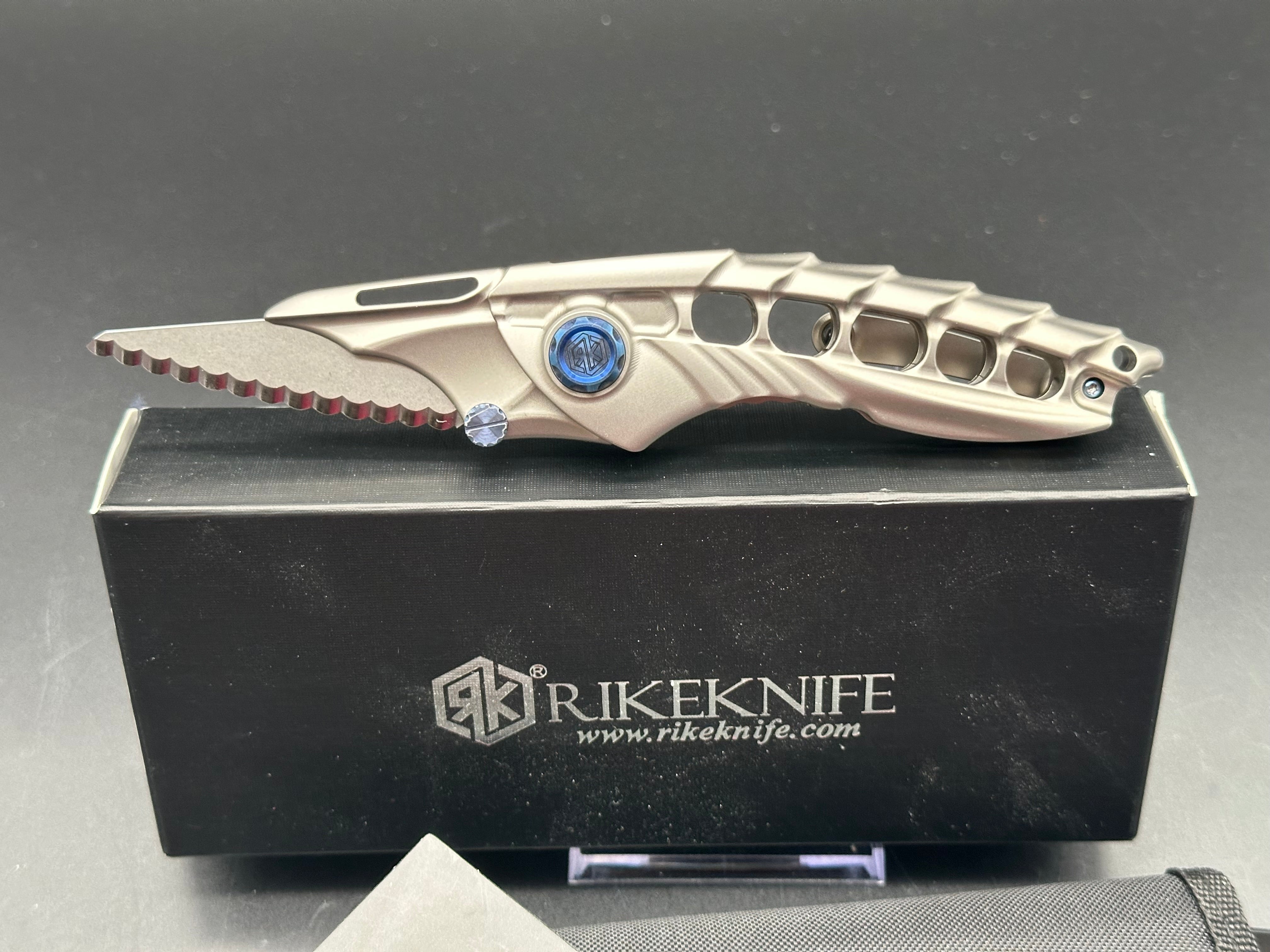 RIKE Alien 1 Folding Knife with Fully Serrated Blade - EDC Tactical Knife for Outdoor Camping, Survival & Everyday Carry