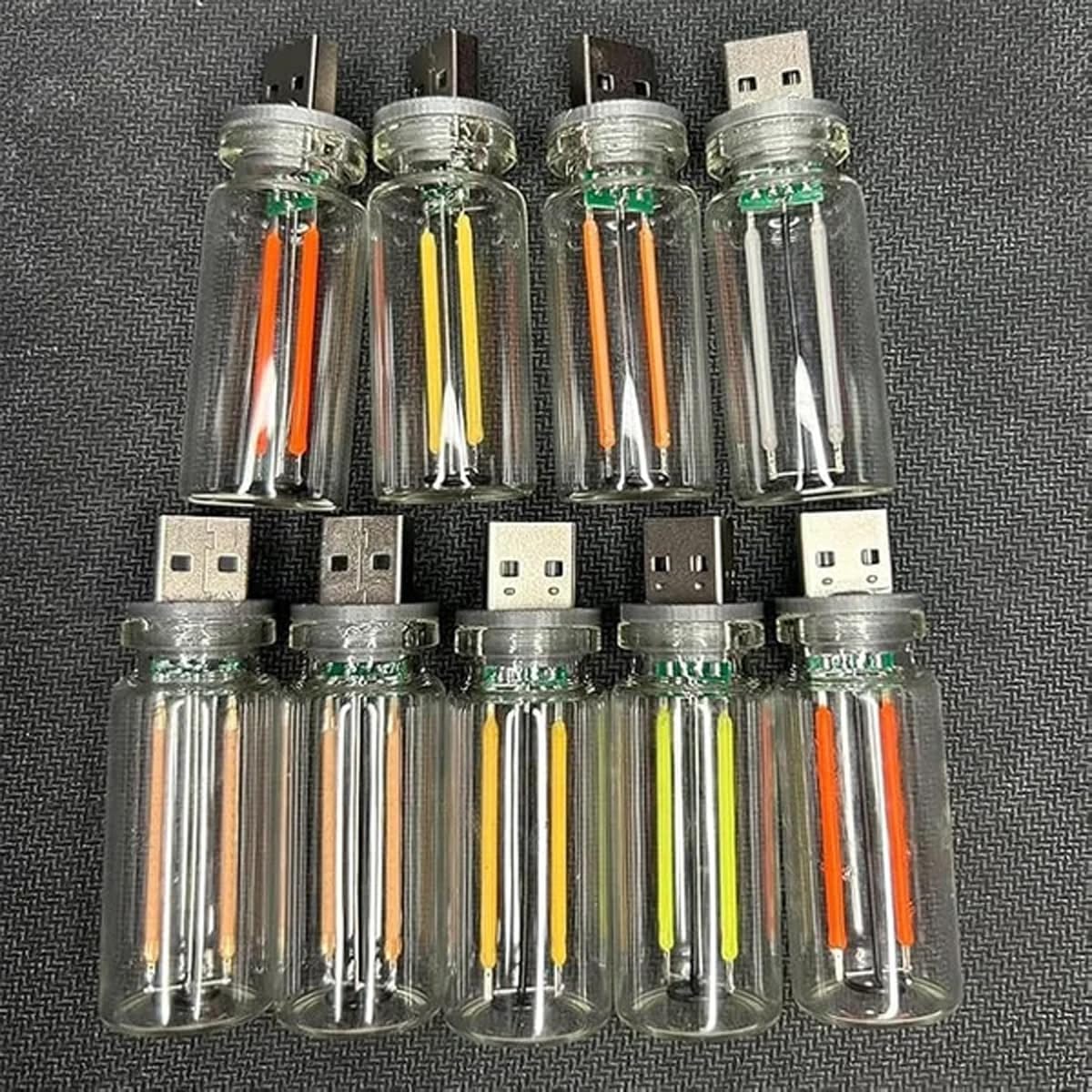Retro USB LED Car Interior Atmosphere Lights - Mini Vehicle Ambient Lighting with Plug-in USB Charging Port - Green Night Lamps for Cars, Bedroom & Hallway - Perfect for Mood Lighting & Nighttime Driving