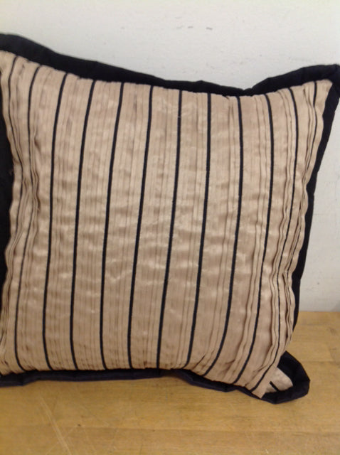 18 Inch Champagne & Black Pleated Pillow - Luxury Decorative Throw Pillow for Sofa, Bed & Home Decor